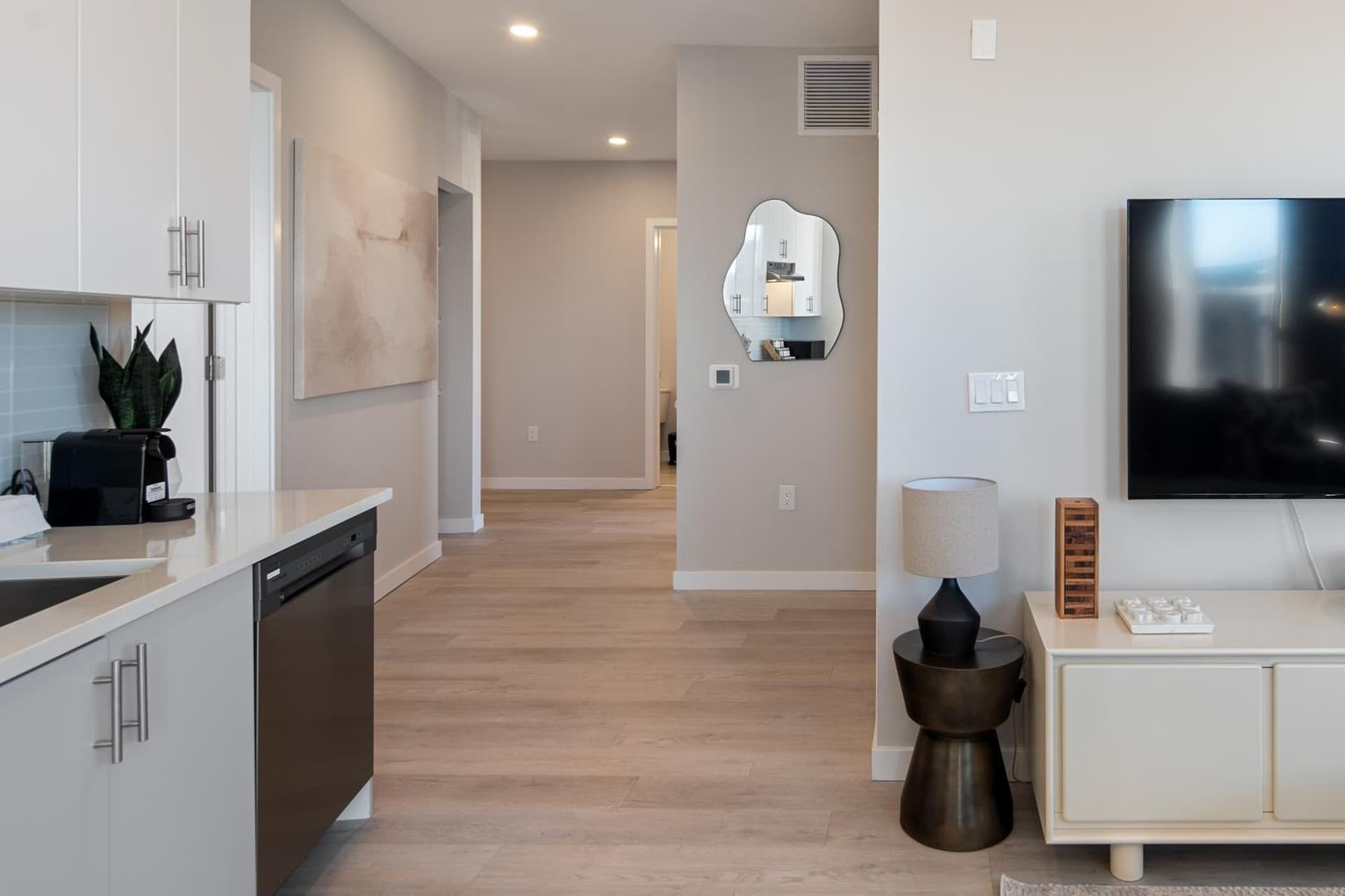 Luxury Furnished Apartments by Hyatus Downtown at Yale gallery photo in New Haven, CT — image 84