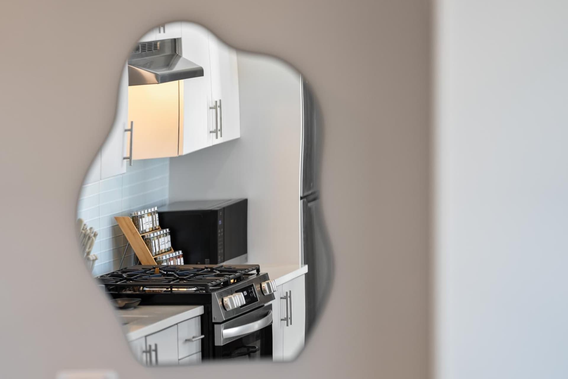 Luxury Furnished Apartments by Hyatus Downtown at Yale gallery photo in New Haven, CT — image 62