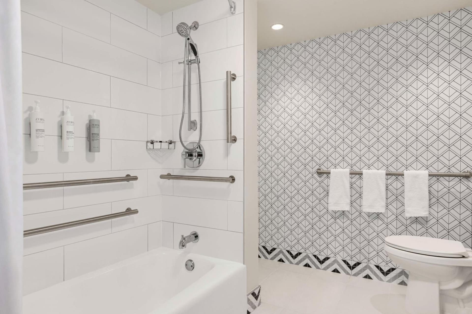 Embassy Suites by Hilton Fort Lauderdale 17th Street gallery photo in Fort Lauderdale, FL — image 32