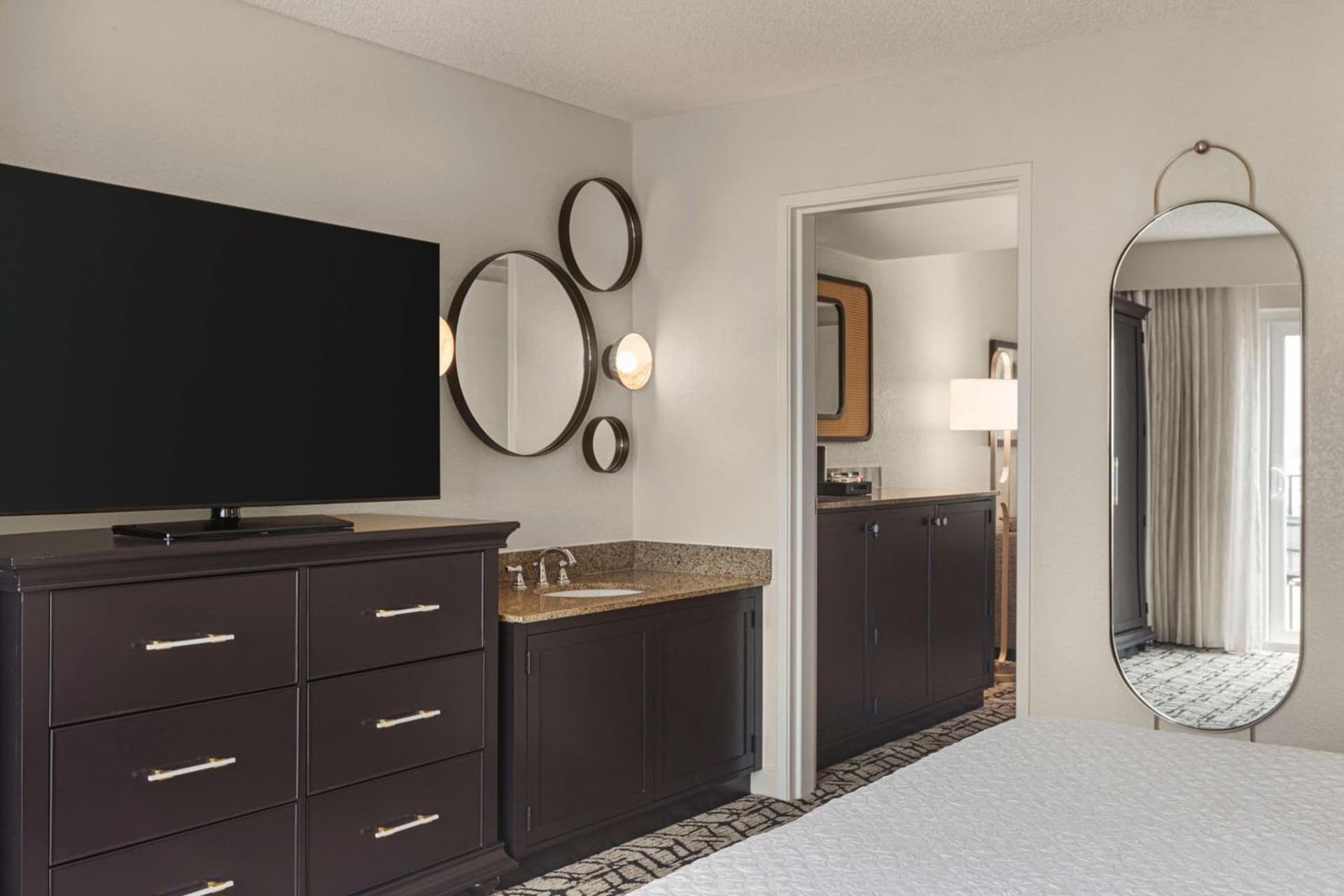 Embassy Suites by Hilton Fort Lauderdale 17th Street gallery photo in Fort Lauderdale, FL — image 10