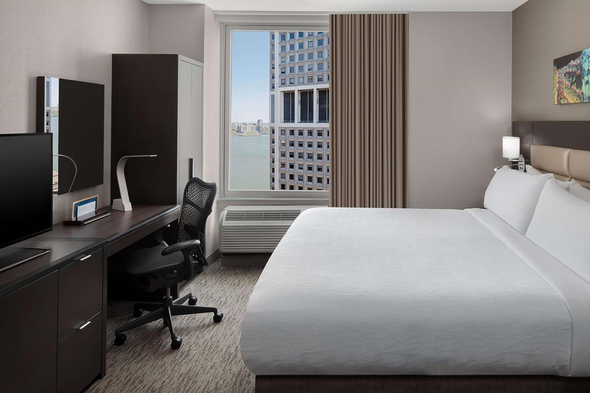 Hilton Garden Inn NYC Financial Center/Manhattan Downtown gallery photo in New York, NY — image 12