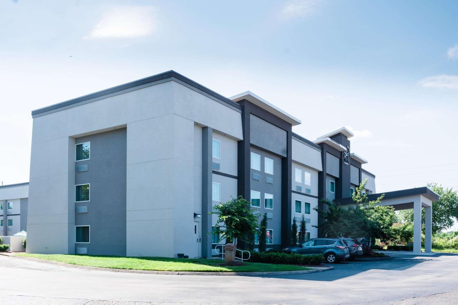 Sleep Inn & Suites West Knoxville interior in Knoxville, TN — gallery photo 2