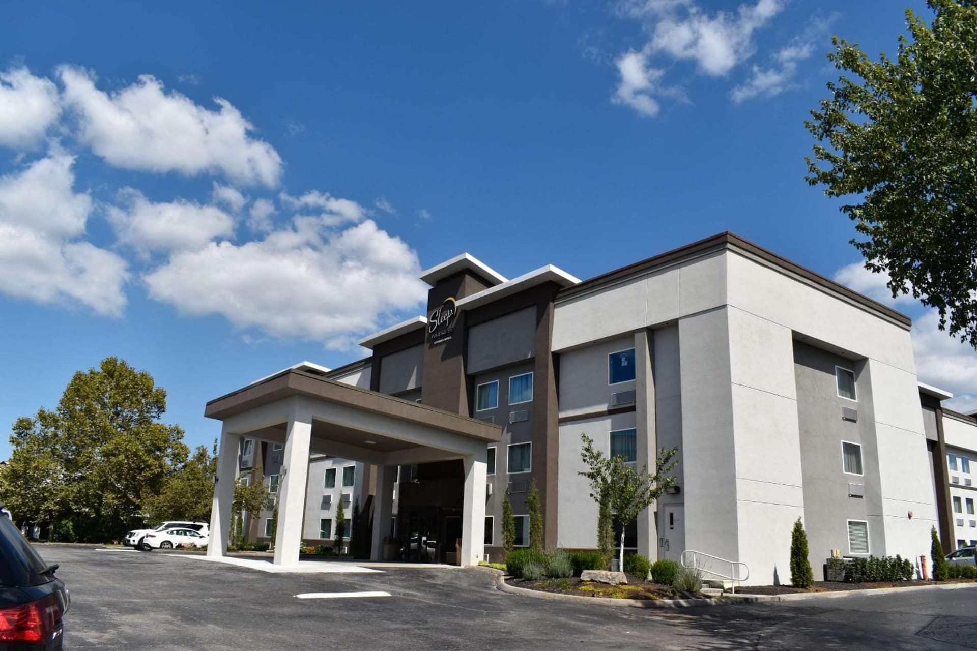 Sleep Inn & Suites West Knoxville property views in Knoxville, TN — gallery photo 3