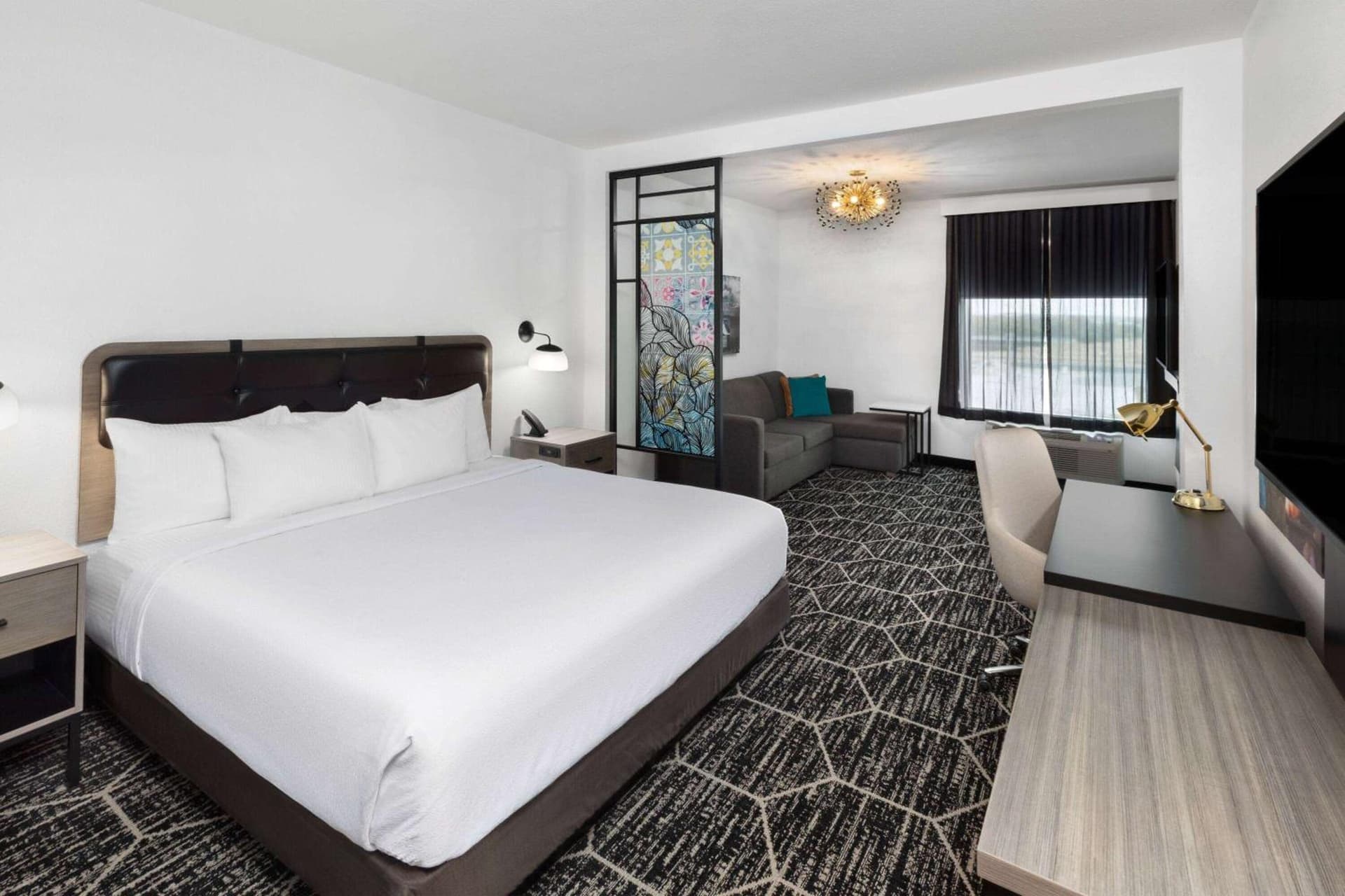 La Quinta Inn & Suites by Wyndham Austin Parmer Tech Ridge gallery photo in Austin, TX — image 31