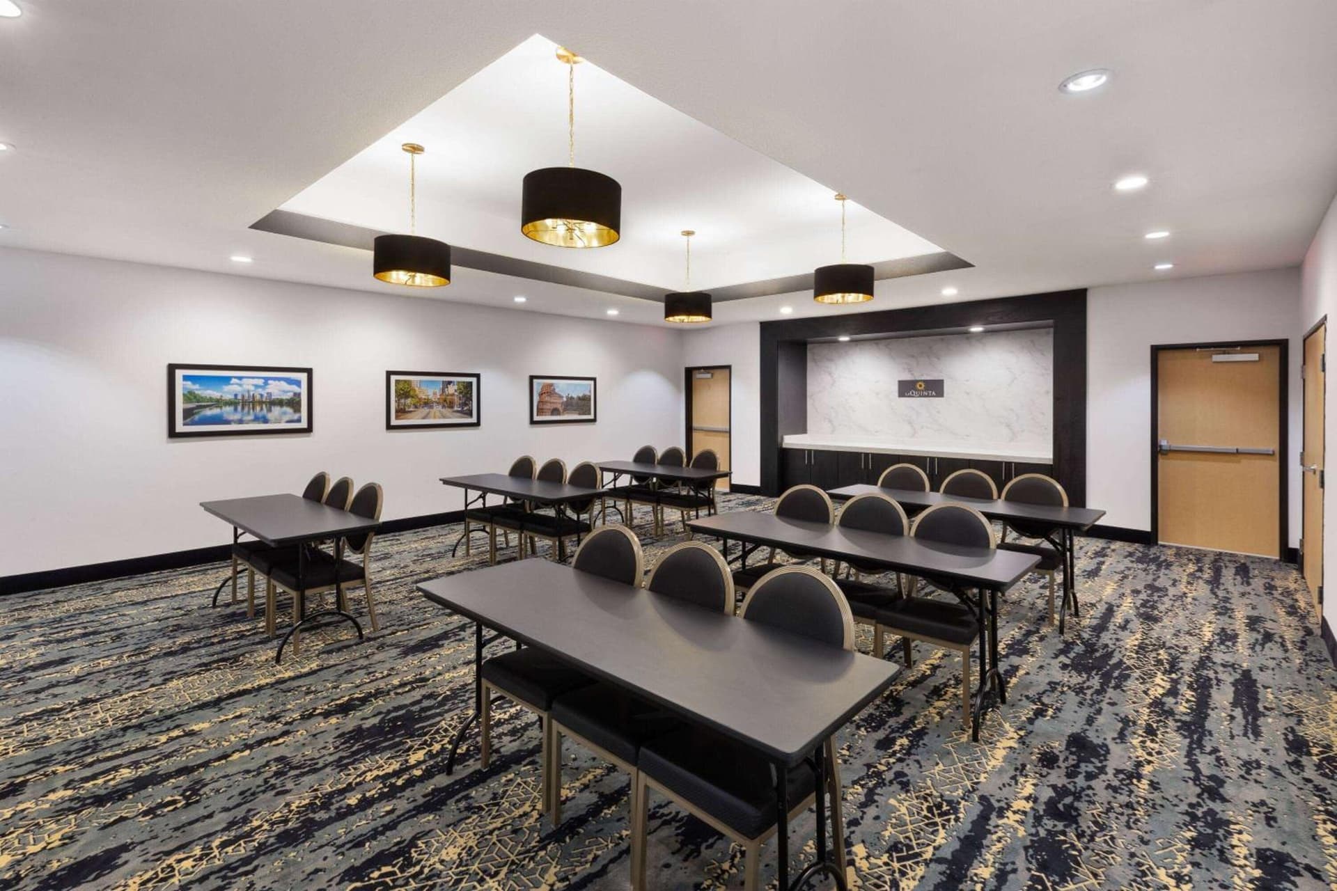 La Quinta Inn & Suites by Wyndham Austin Parmer Tech Ridge gallery photo in Austin, TX — image 45
