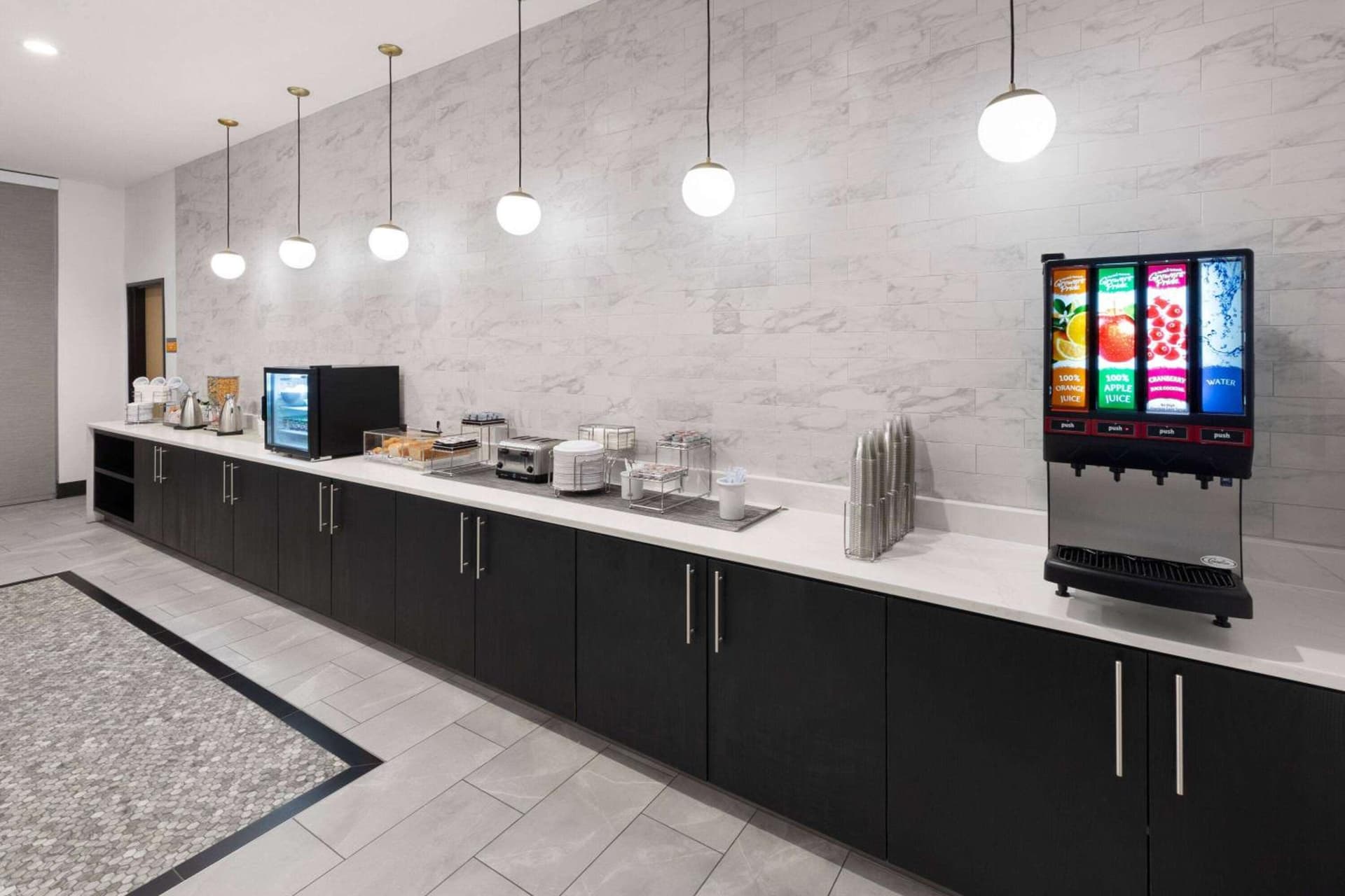 La Quinta Inn & Suites by Wyndham Austin Parmer Tech Ridge gallery photo in Austin, TX — image 12