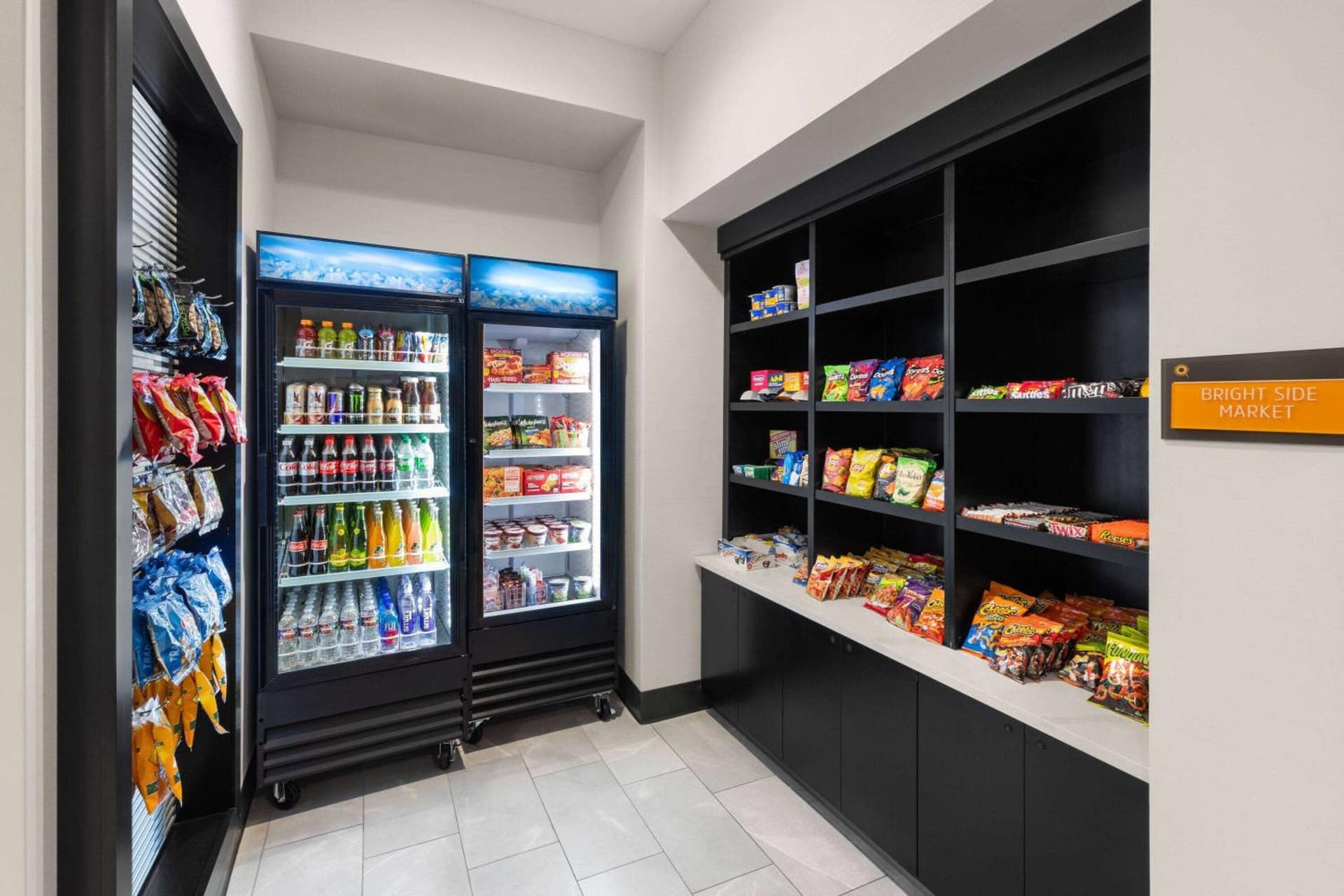 La Quinta Inn & Suites by Wyndham Austin Parmer Tech Ridge gallery photo in Austin, TX — image 19