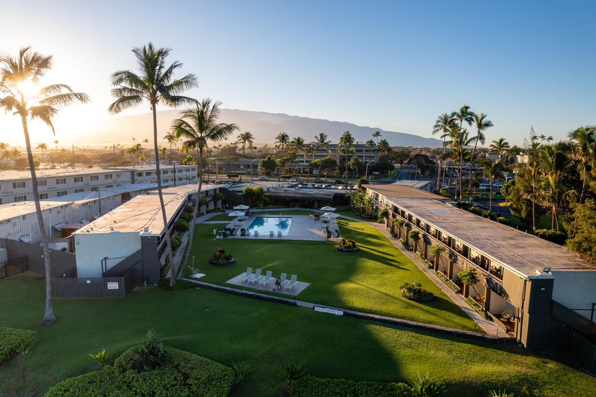 Maui Seaside Hotel property views in Kahului, HI — gallery photo 3
