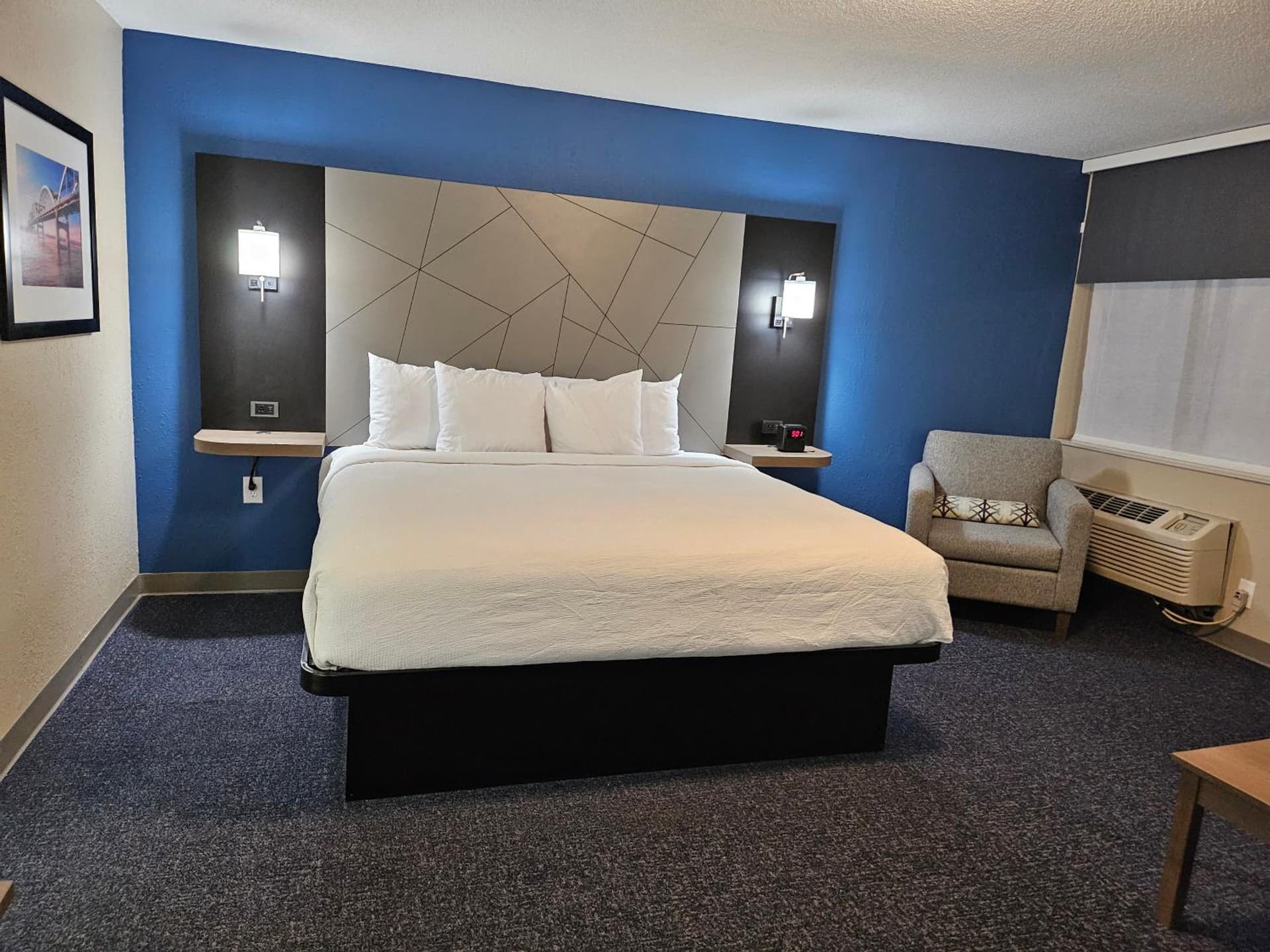 Baymont by Wyndham Davenport gallery photo in Davenport, IA — image 16
