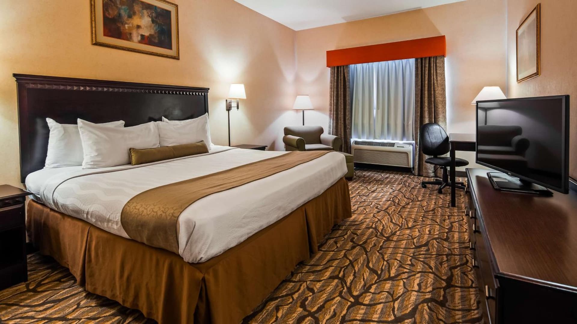 Best Western Danville Inn interior in Danville, PA — gallery photo 2