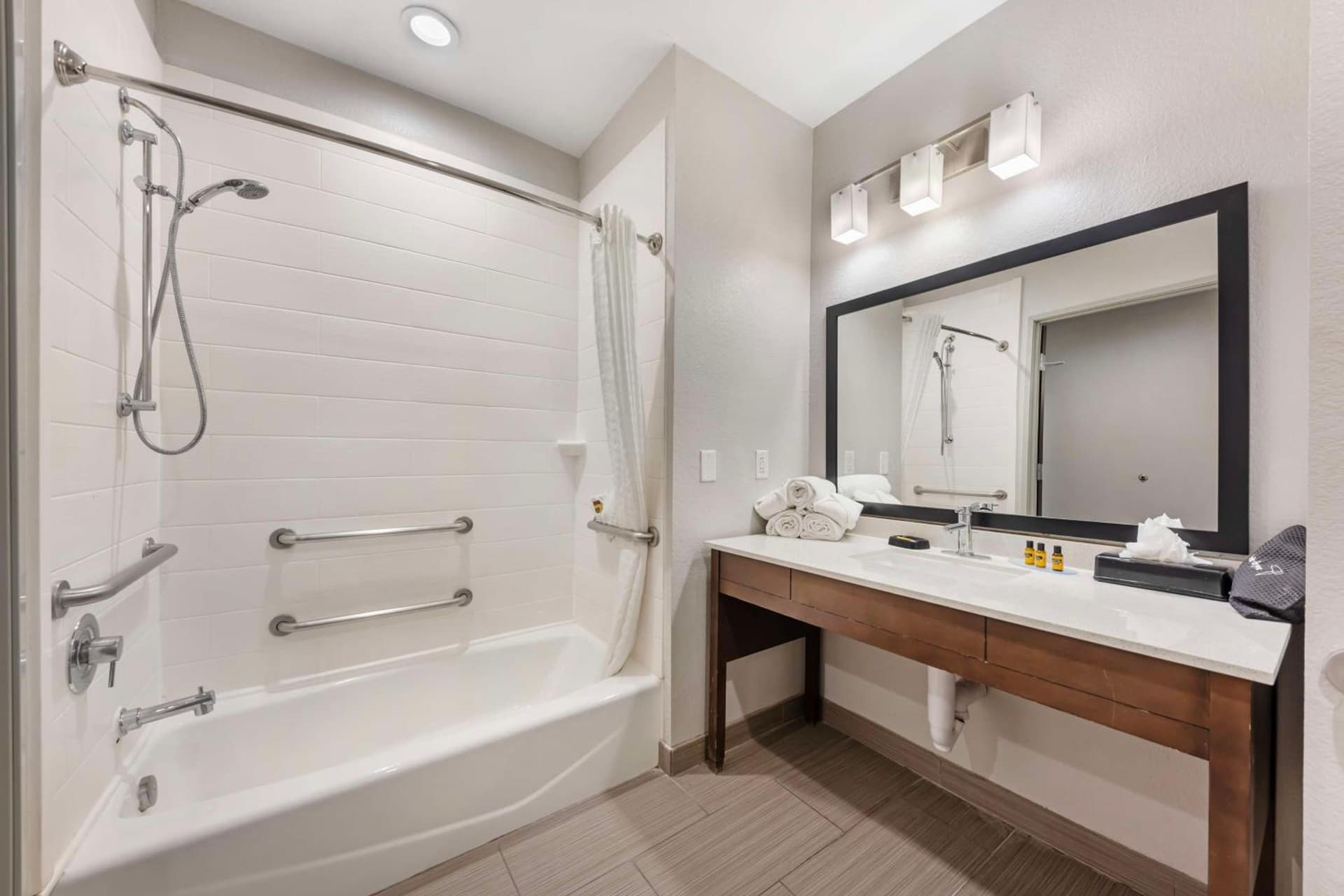 Best Western Plus Buda Austin Inn & Suites gallery photo in Buda, TX — image 14
