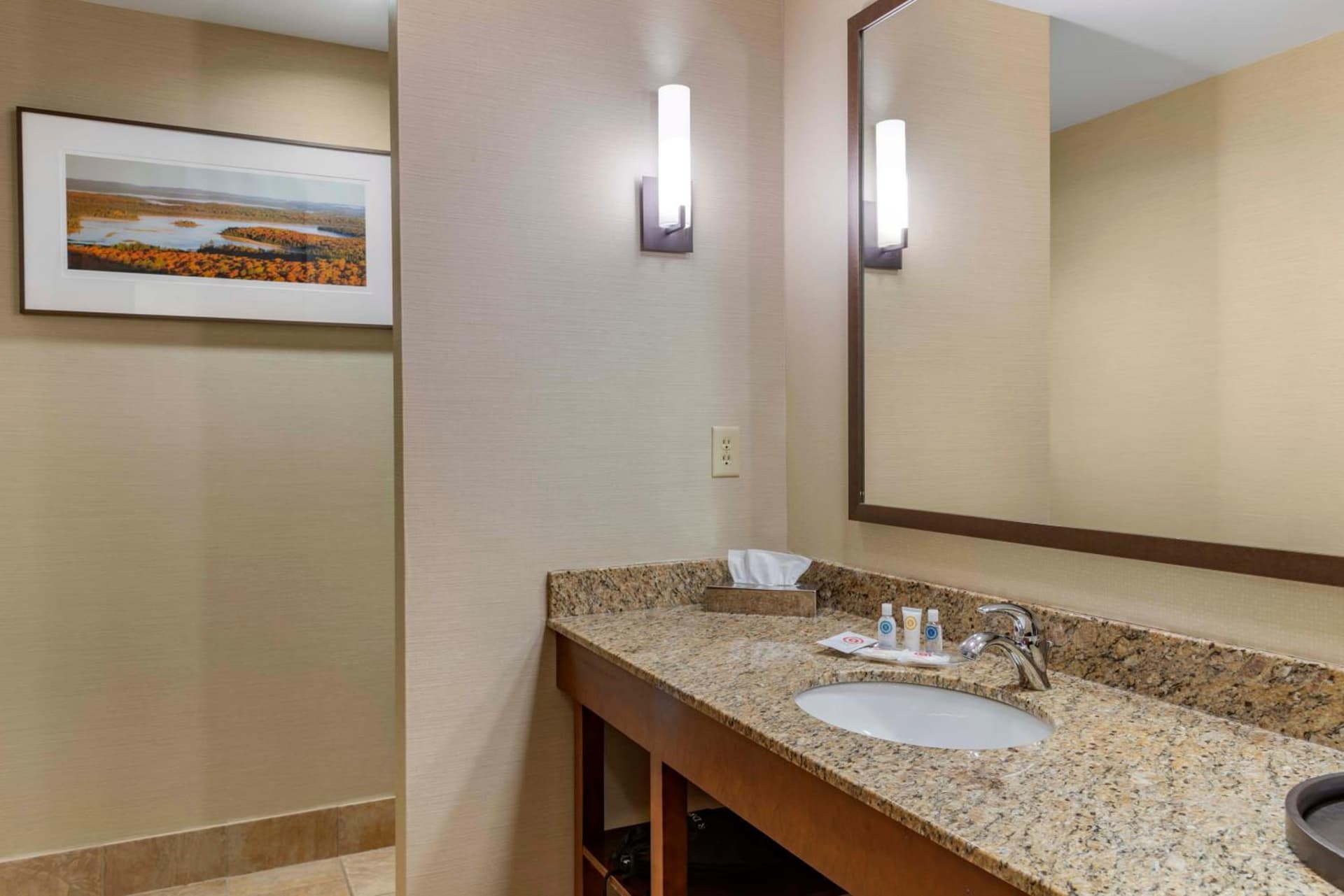 Lift Bridge Lodge, an Ascend Collection Hotel gallery photo in Duluth, MN — image 38