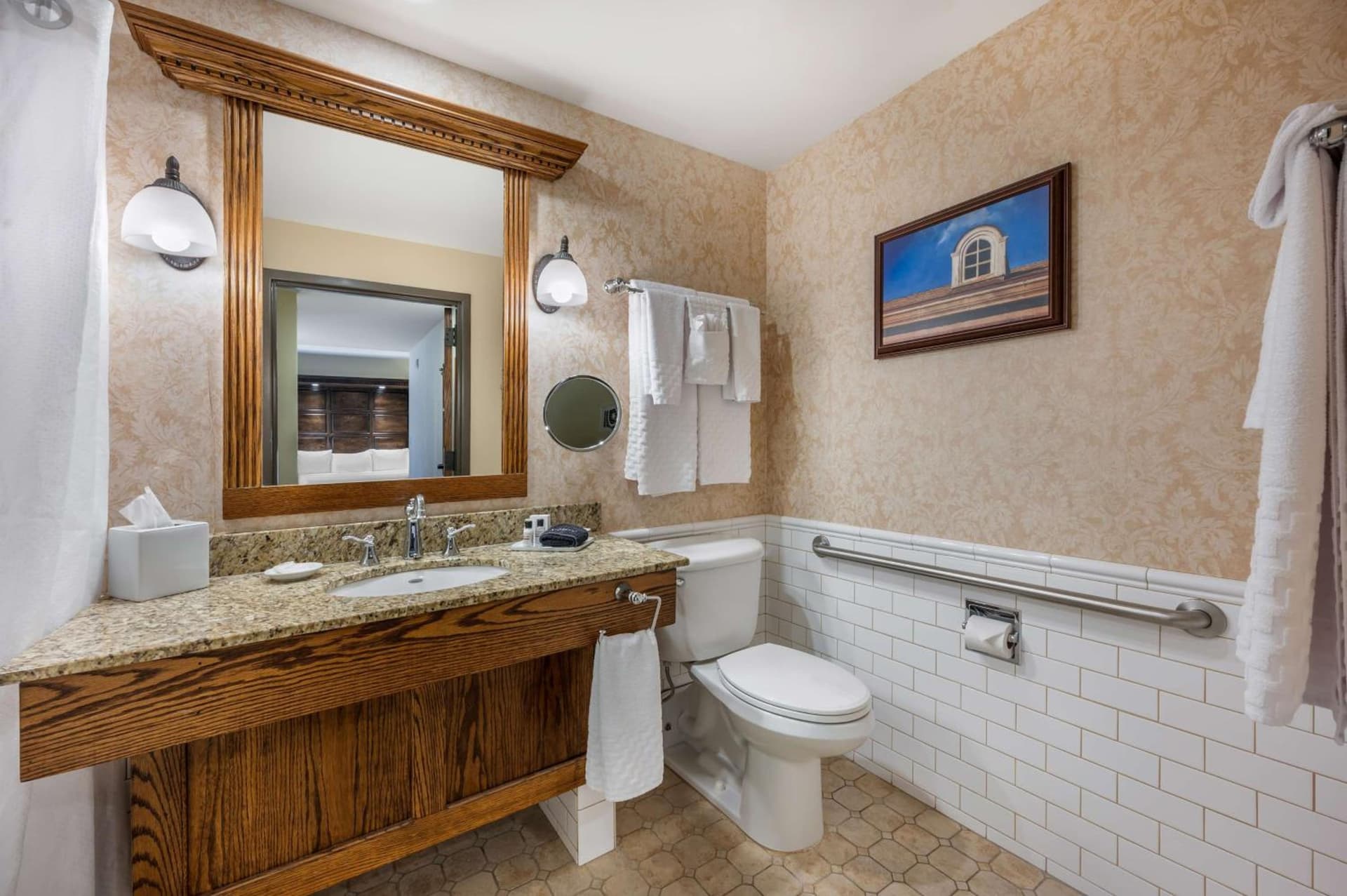 Best Western Premier Mariemont Inn gallery photo in Cincinnati, OH — image 51