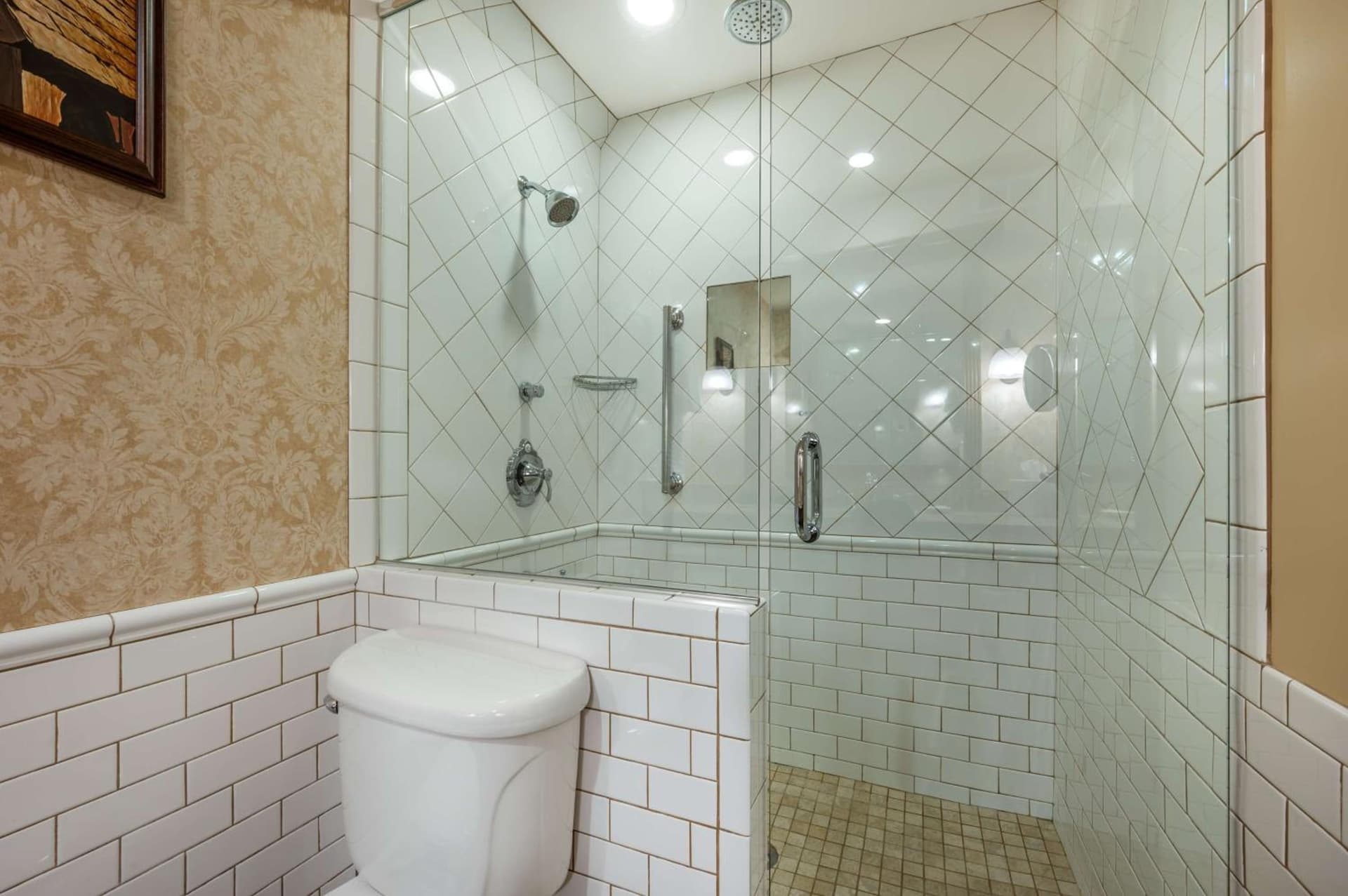 Best Western Premier Mariemont Inn gallery photo in Cincinnati, OH — image 39