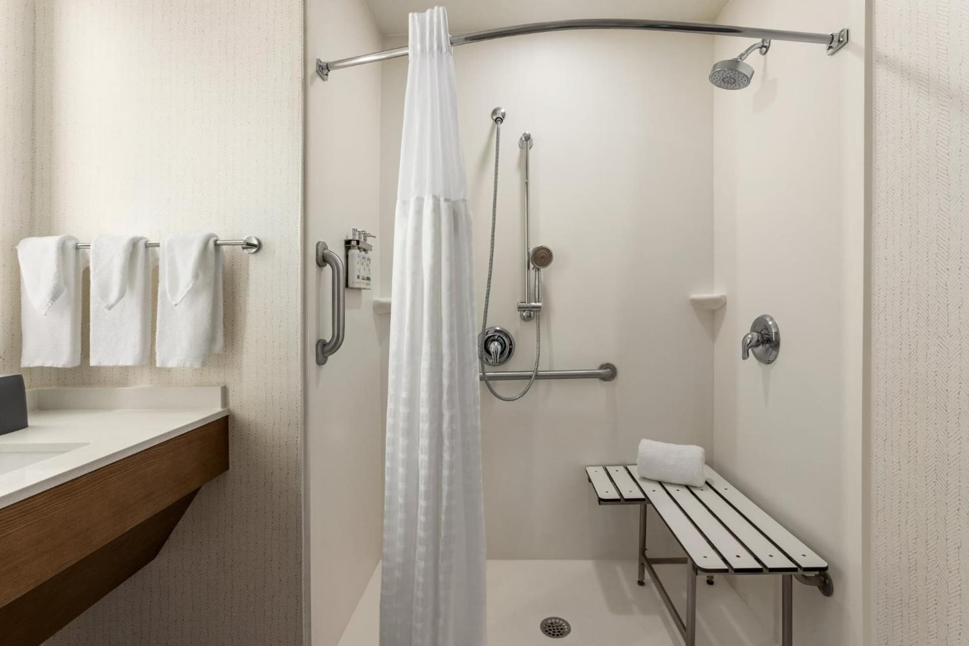 Holiday Inn Birmingham - Hoover by IHG gallery photo in Hoover, AL — image 8