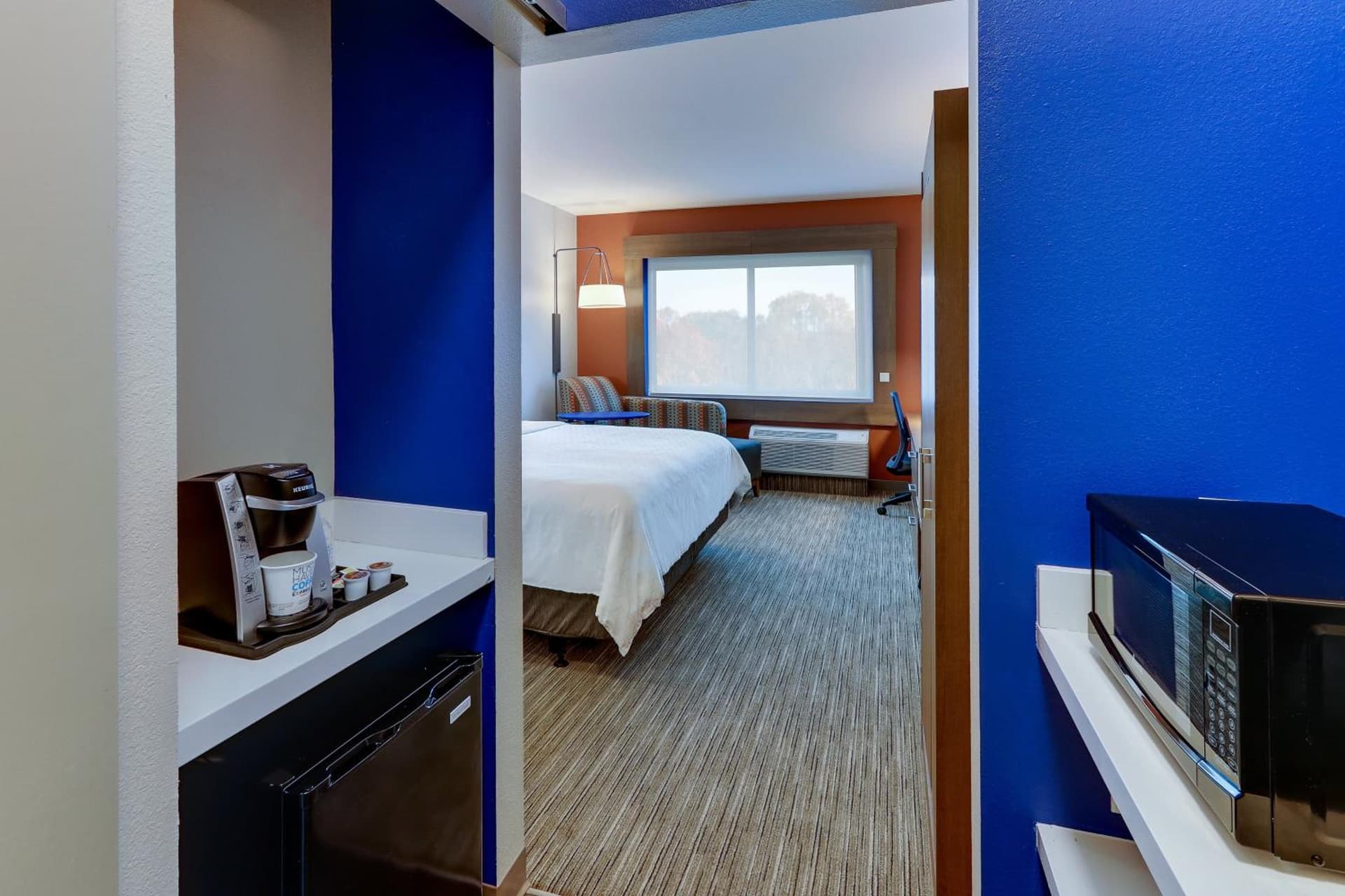 Holiday Inn Express & Suites - Middletown - Goshen by IHG gallery photo in Middletown, NY — image 17
