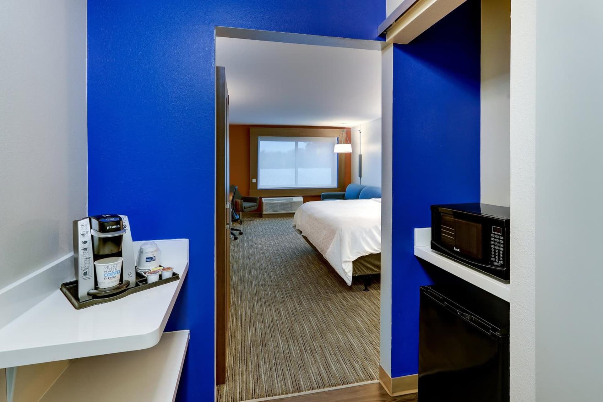 Holiday Inn Express & Suites - Middletown - Goshen by IHG gallery photo in Middletown, NY — image 56