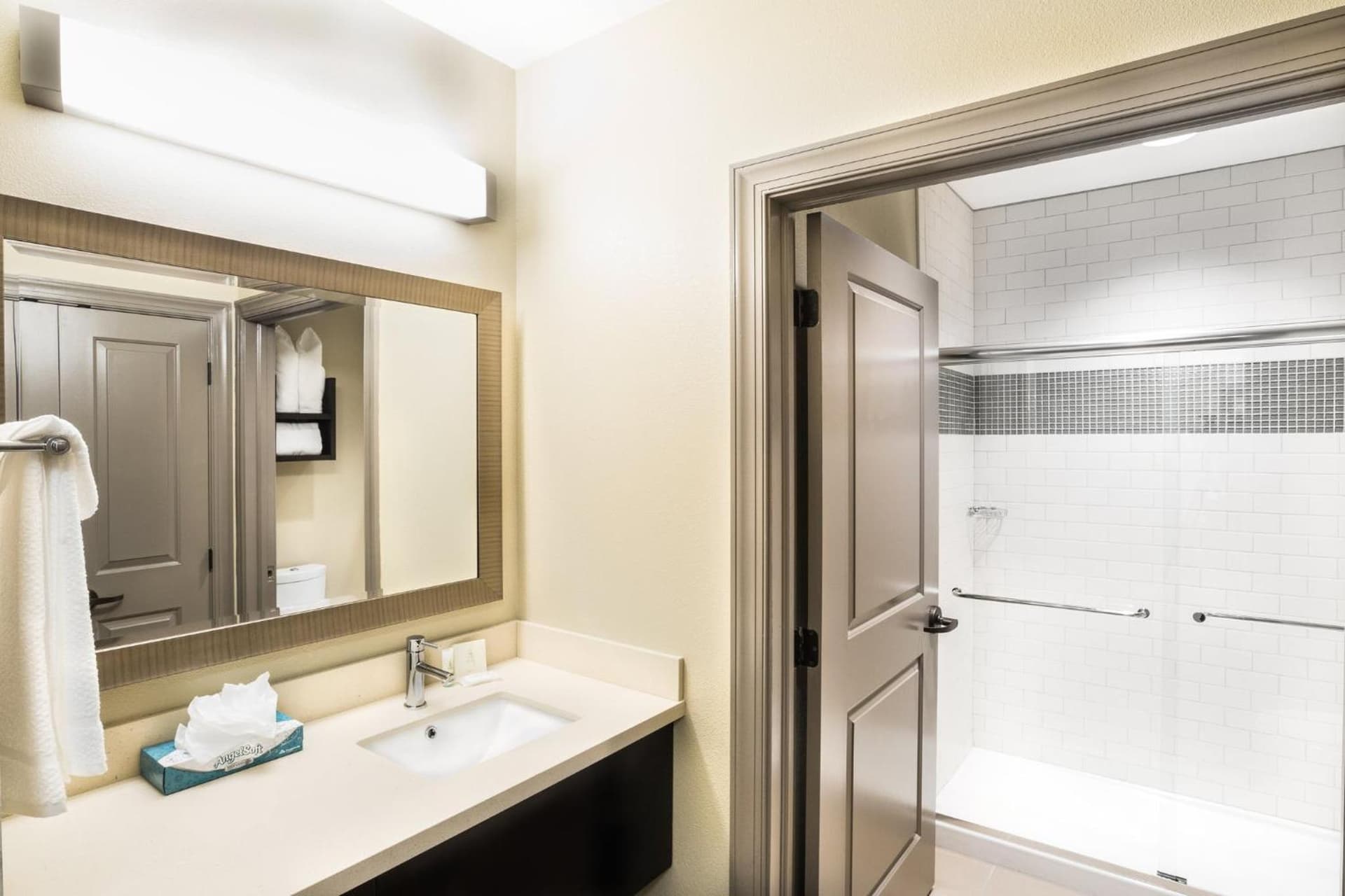 Staybridge Suites Baltimore - Inner Harbor by IHG gallery photo in Baltimore, MD — image 38