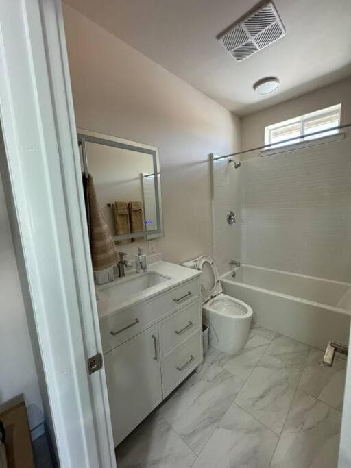 B-Station property views in Las Vegas, NV — gallery photo 3