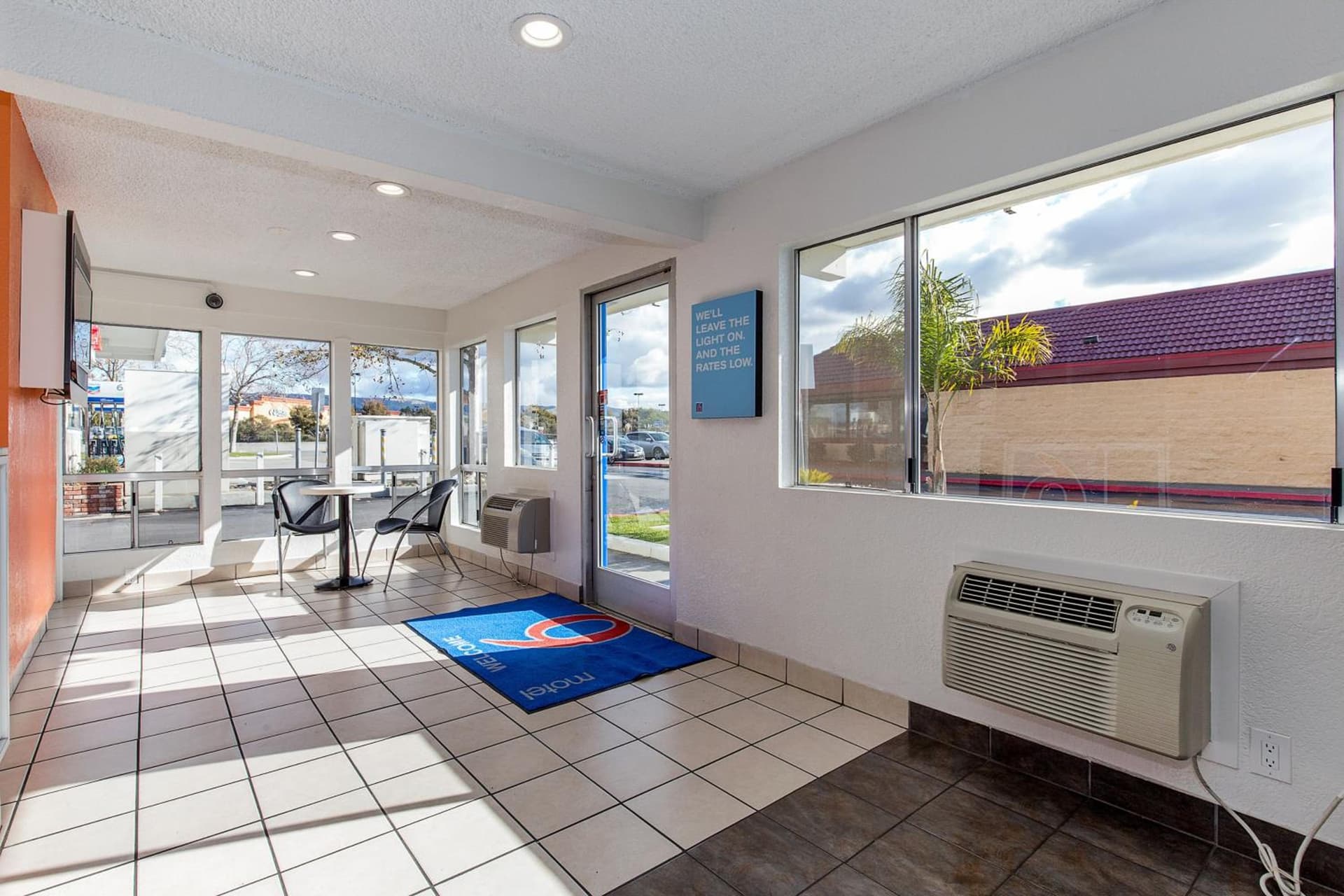 Motel 6 Hayward, CA- Silicon Valley Gateway gallery photo in Hayward, CA — image 24