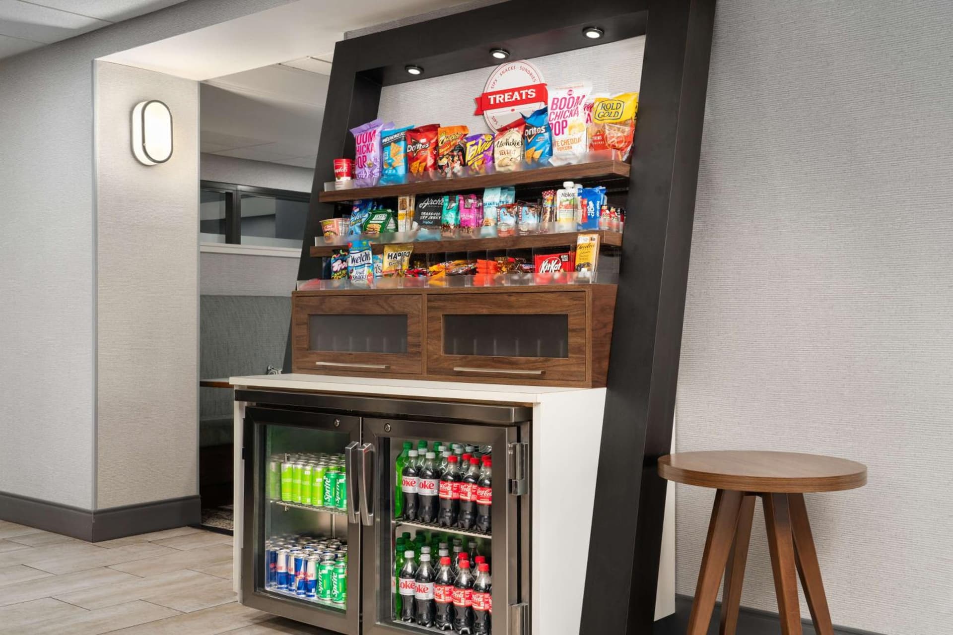 Hampton Inn Roanoke/Hollins - I-81 gallery photo in Roanoke, VA — image 7