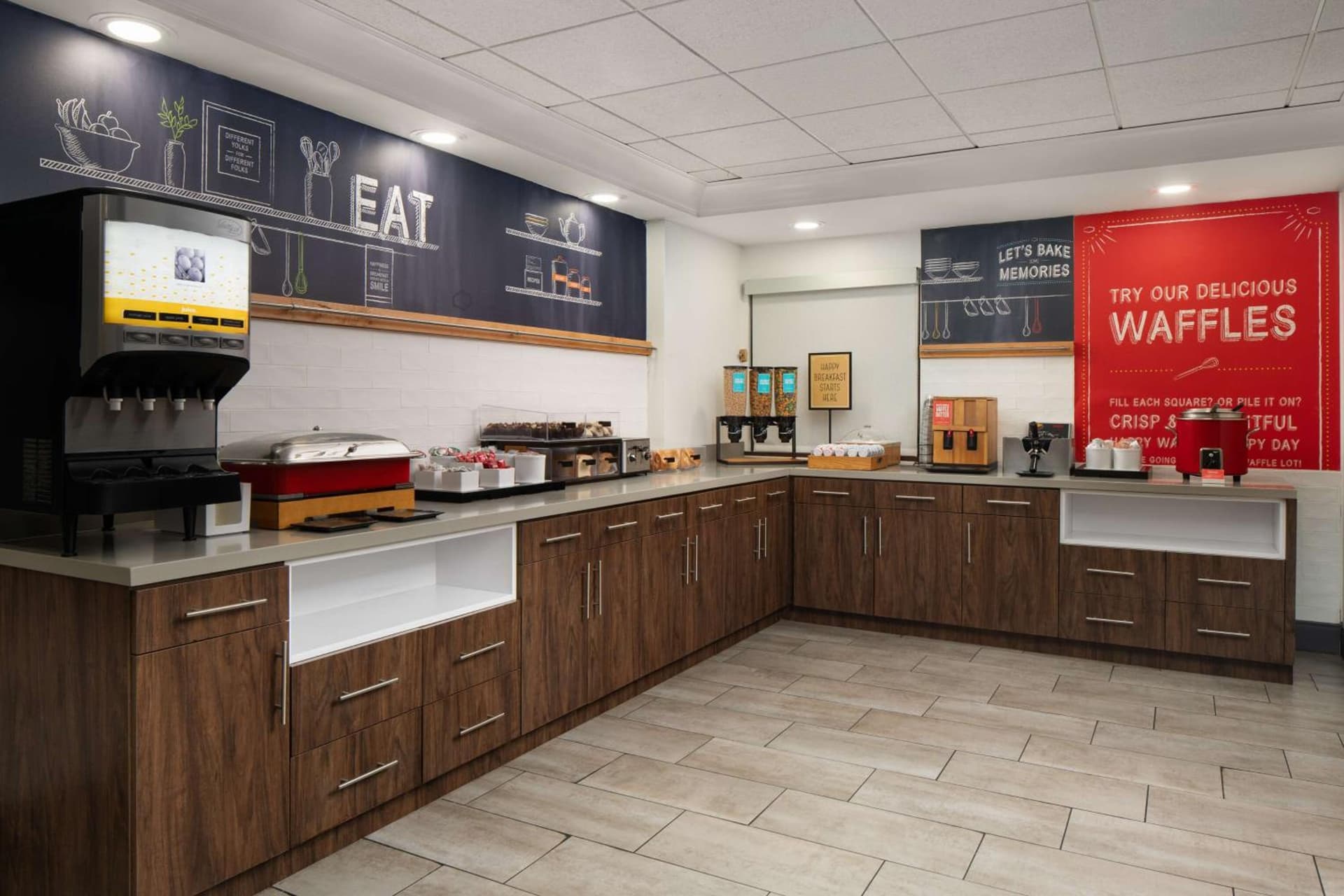 Hampton Inn Roanoke/Hollins - I-81 gallery photo in Roanoke, VA — image 18
