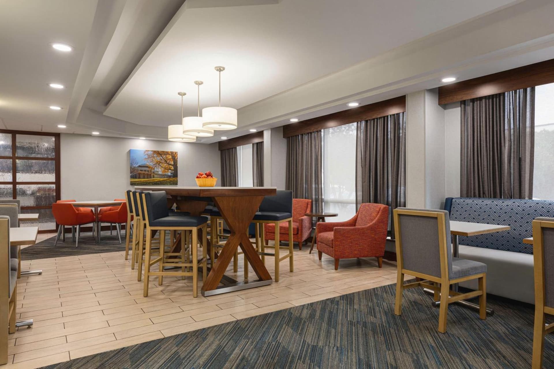 Hampton Inn Charlottesville gallery photo in Charlottesville, VA — image 21