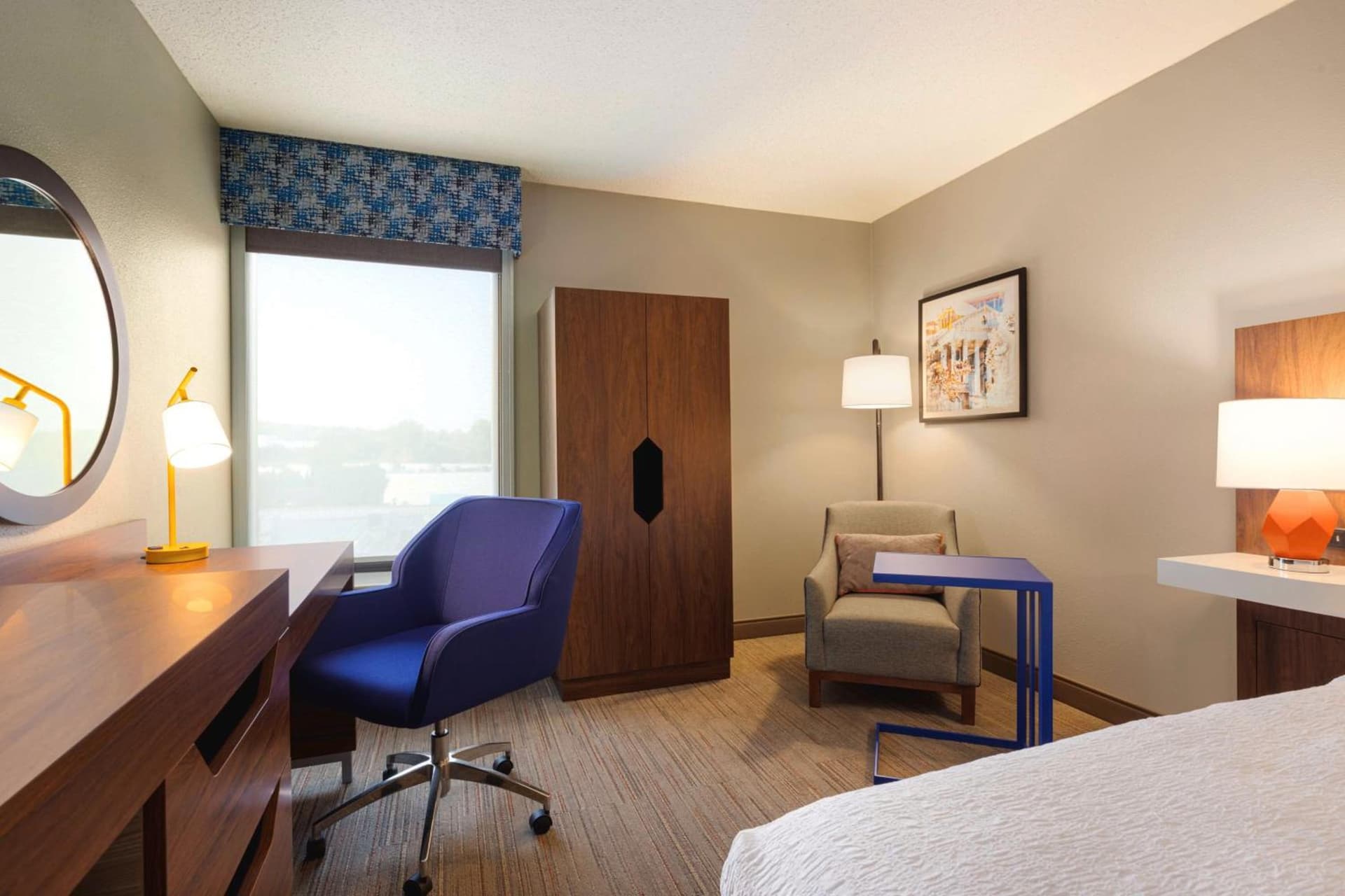 Hampton Inn Charlottesville gallery photo in Charlottesville, VA — image 9