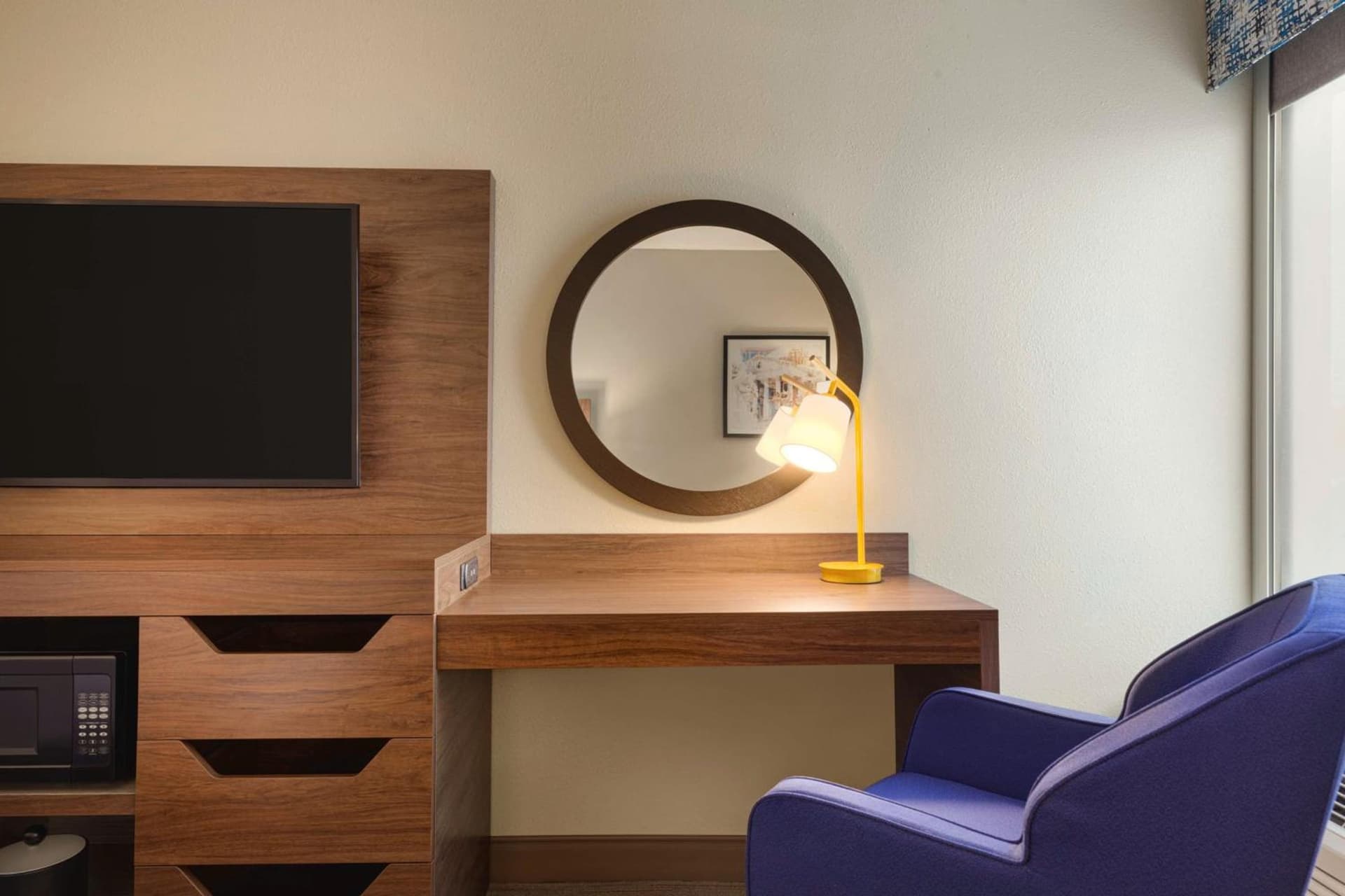 Hampton Inn Charlottesville gallery photo in Charlottesville, VA — image 7
