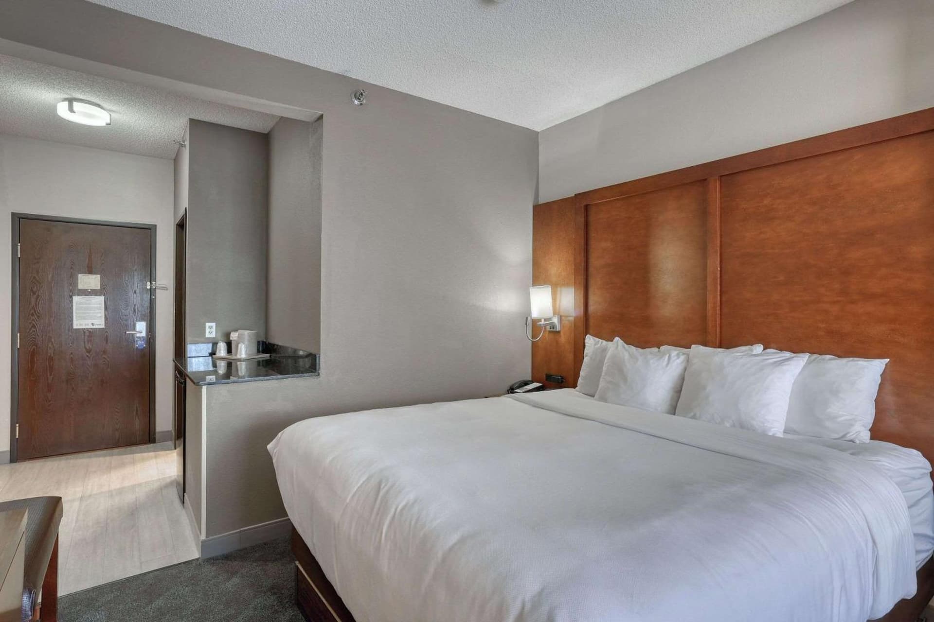 Comfort Suites Appleton Airport gallery photo in Appleton, WI — image 5