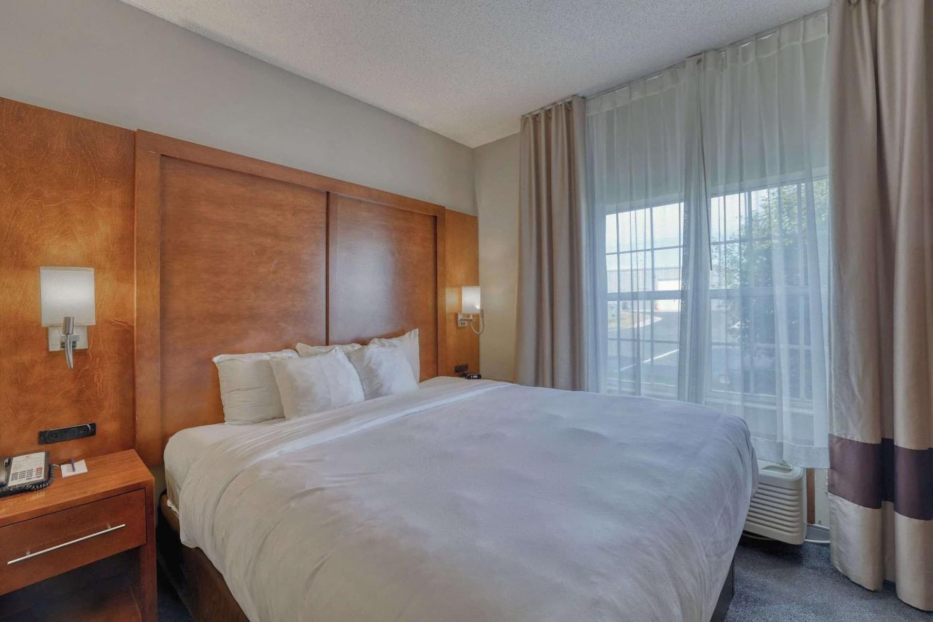 Comfort Suites Appleton Airport gallery photo in Appleton, WI — image 95