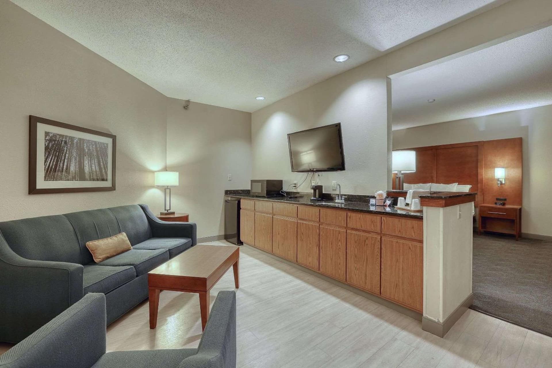 Comfort Suites Appleton Airport gallery photo in Appleton, WI — image 12