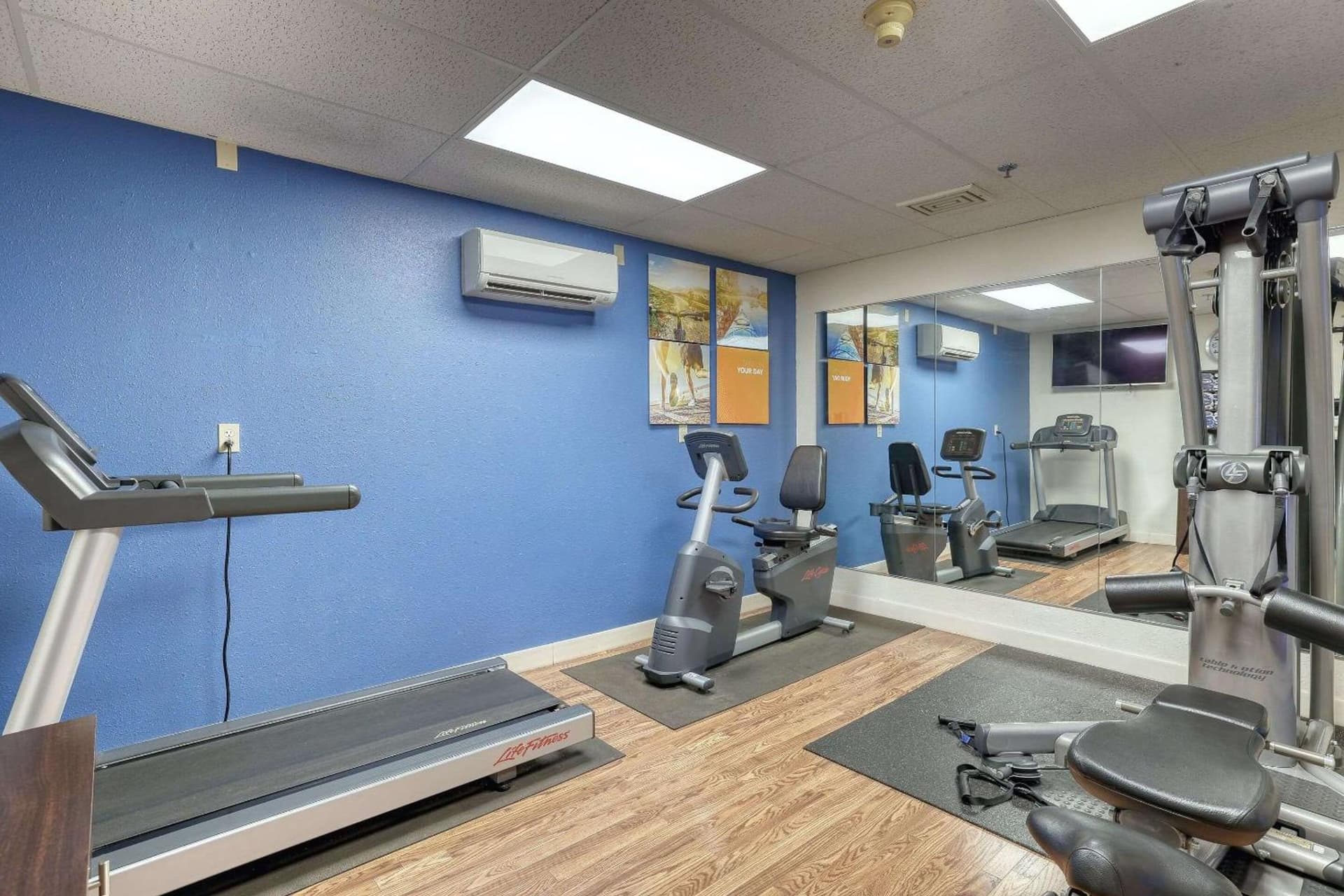 Comfort Suites Appleton Airport gallery photo in Appleton, WI — image 36