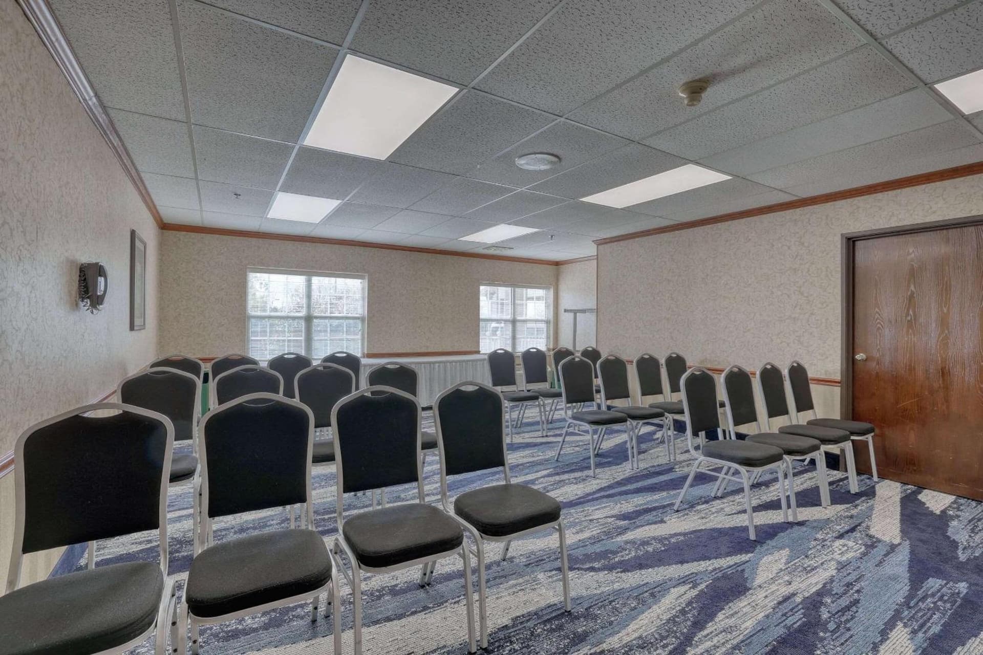 Comfort Suites Appleton Airport gallery photo in Appleton, WI — image 45