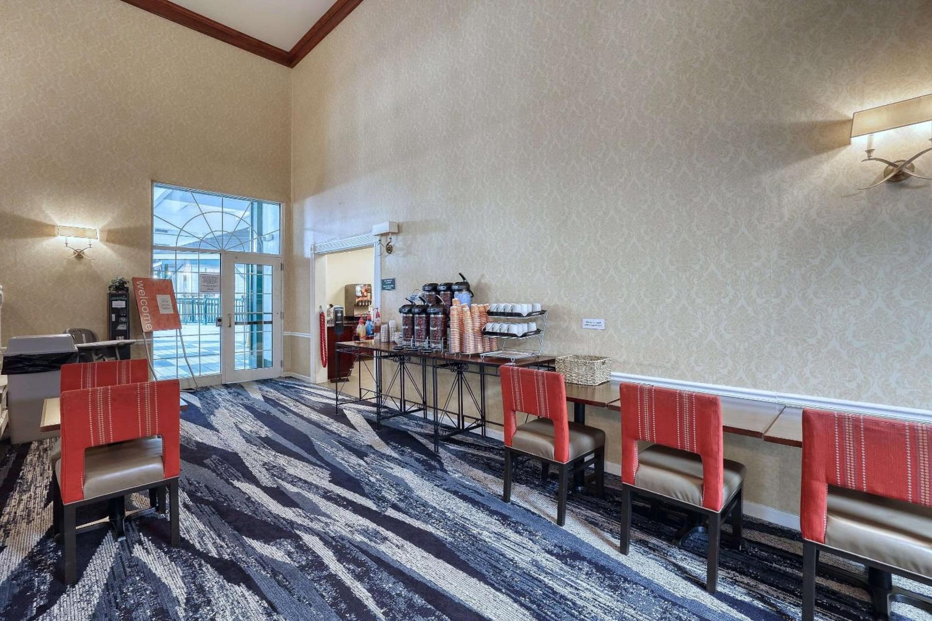 Comfort Suites Appleton Airport gallery photo in Appleton, WI — image 30