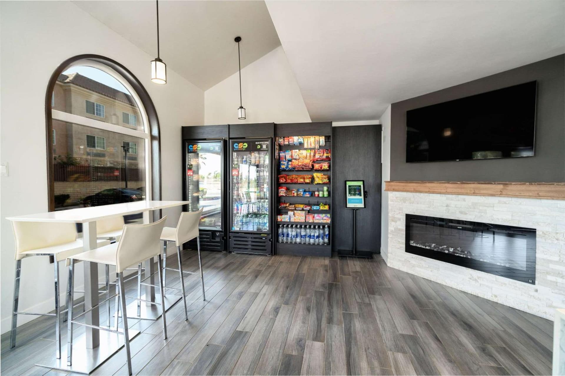 MainStay Suites Moreno Valley Near March Air Reserve Base gallery photo in Moreno Valley, CA — image 14