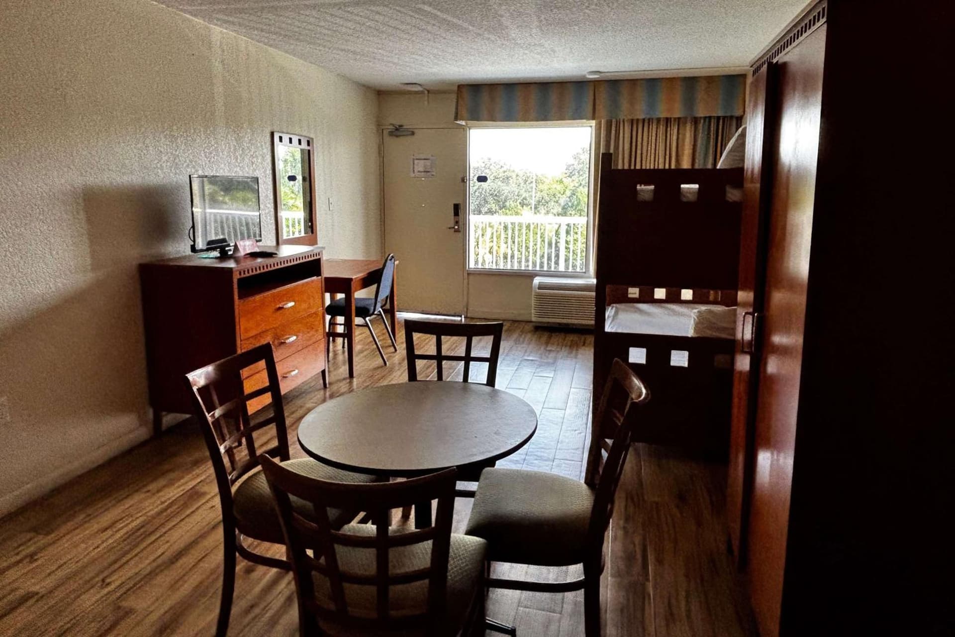 Ramada by Wyndham Flamingo Water Park gallery photo in Kissimmee, FL — image 22