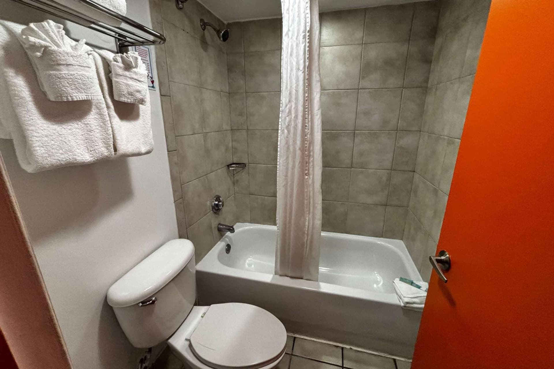 Ramada by Wyndham Flamingo Water Park gallery photo in Kissimmee, FL — image 21