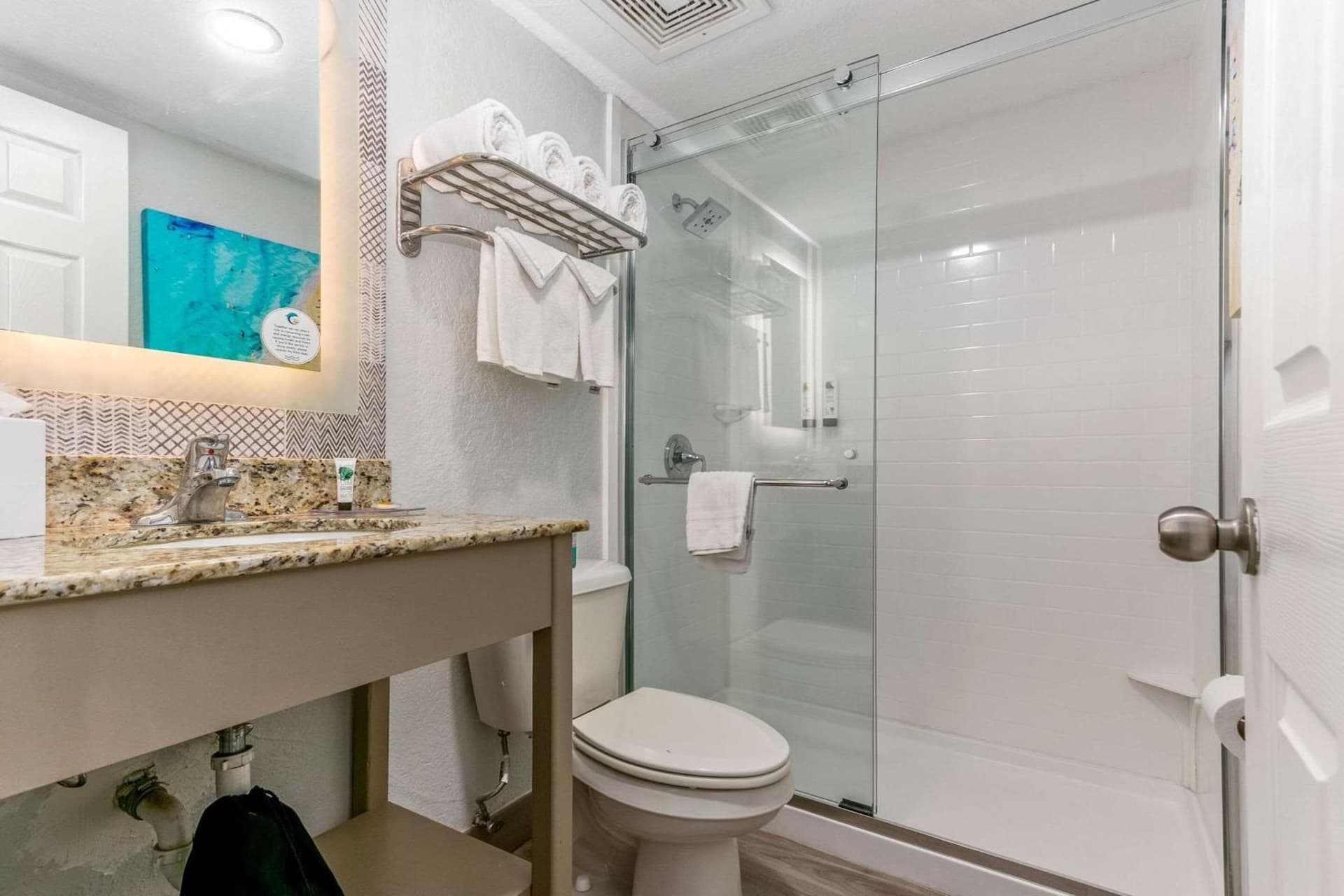Dolphin Sands Clearwater Beach, an Ascend Collection Hotel gallery photo in Clearwater Beach, FL — image 66