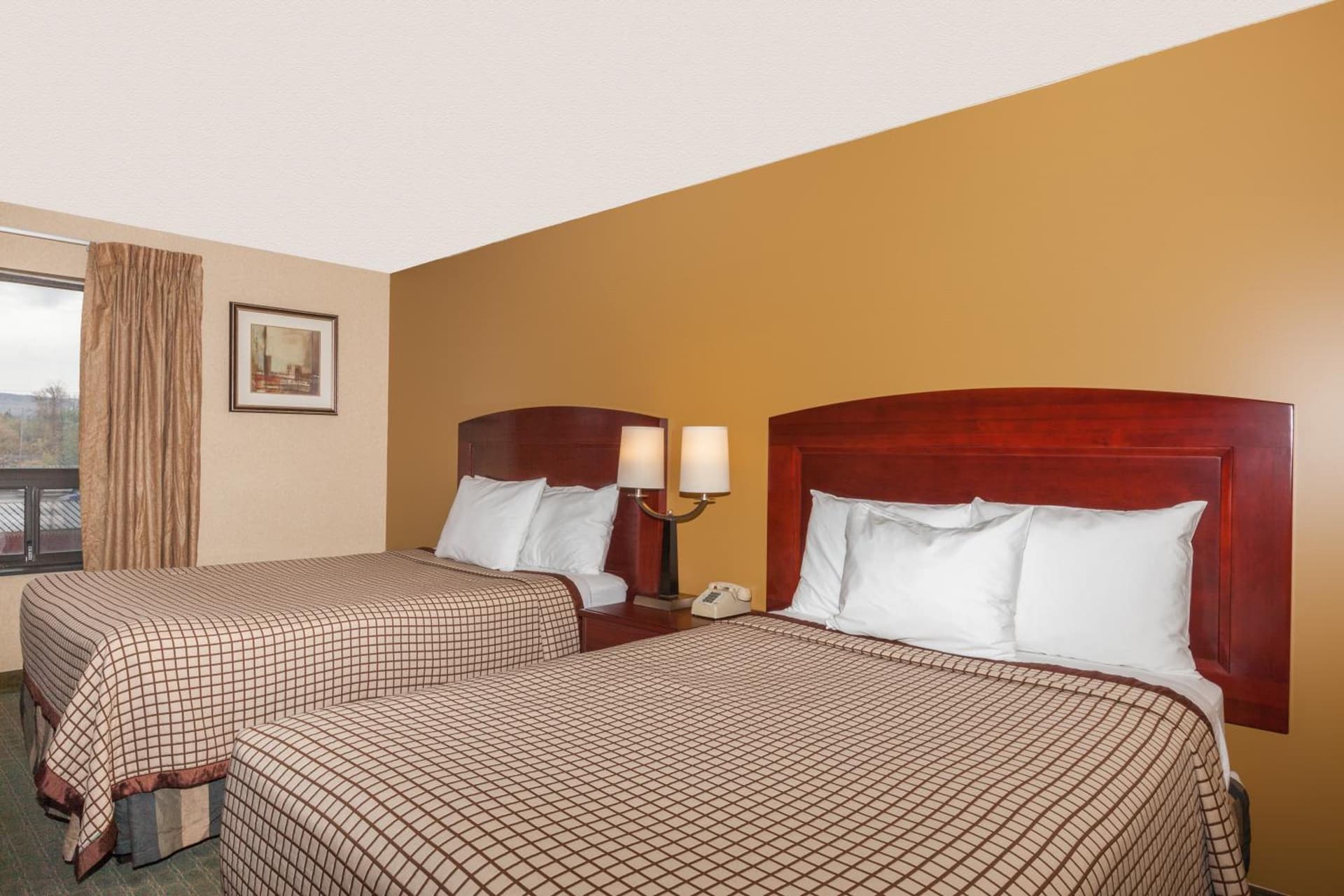 Days Inn by Wyndham Utica gallery photo in Utica, NY — image 11