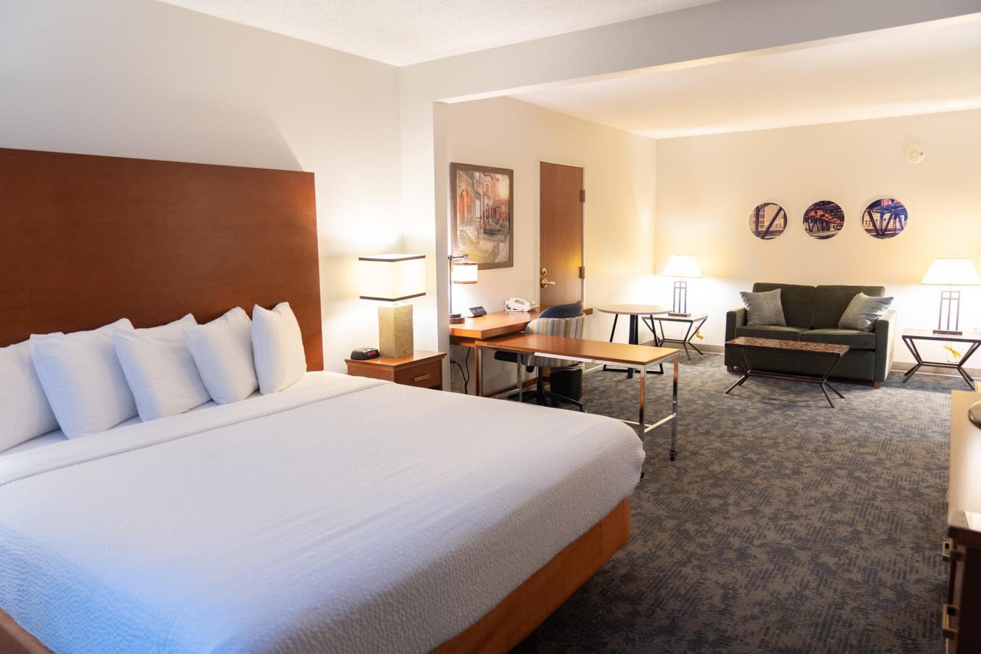 La Quinta by Wyndham Bannockburn-Deerfield gallery photo in Bannockburn, IL — image 36