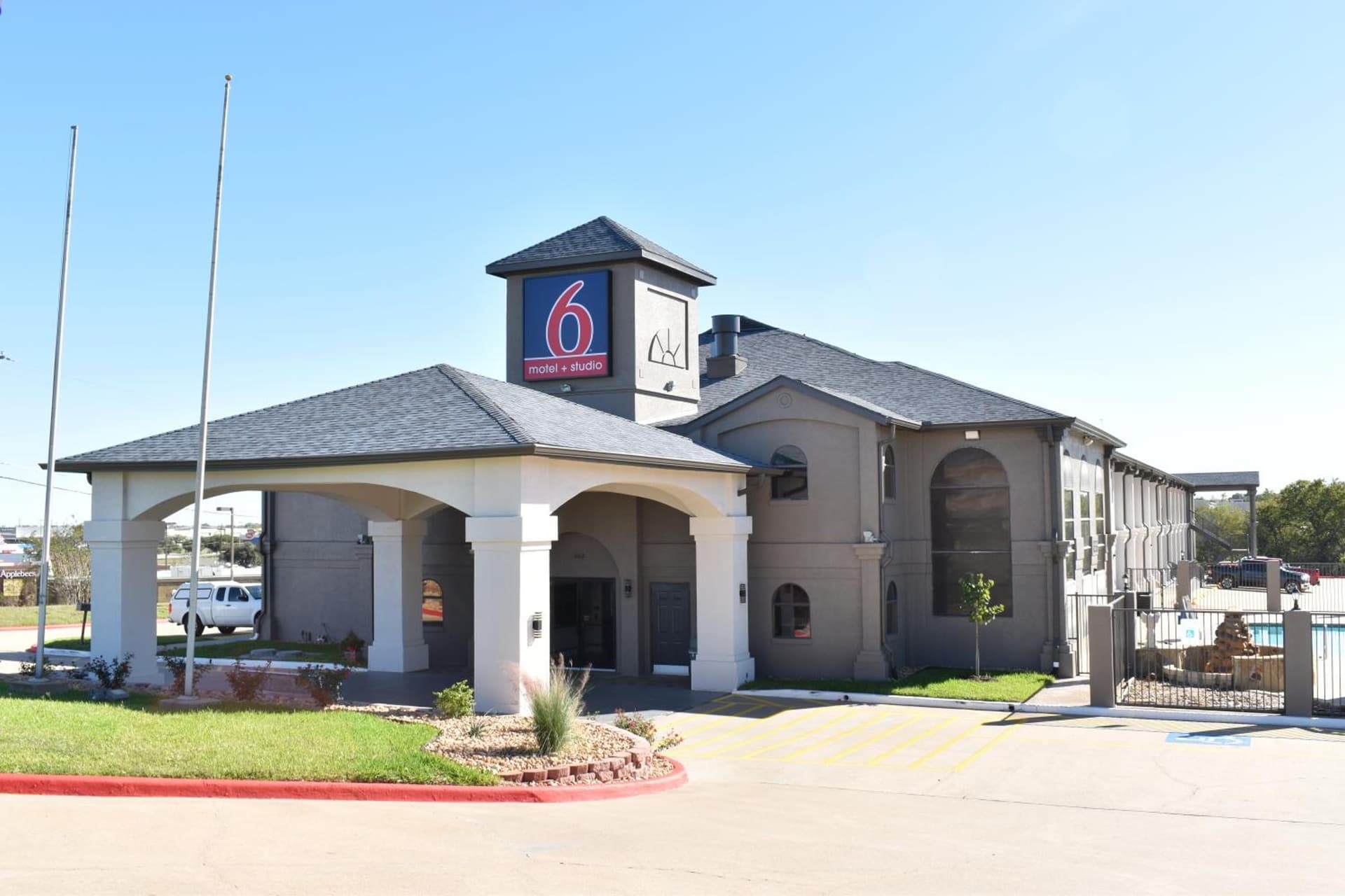 Studio 6 Suites Brenham, TX featured exterior or lobby in Brenham, TX — similar hotel