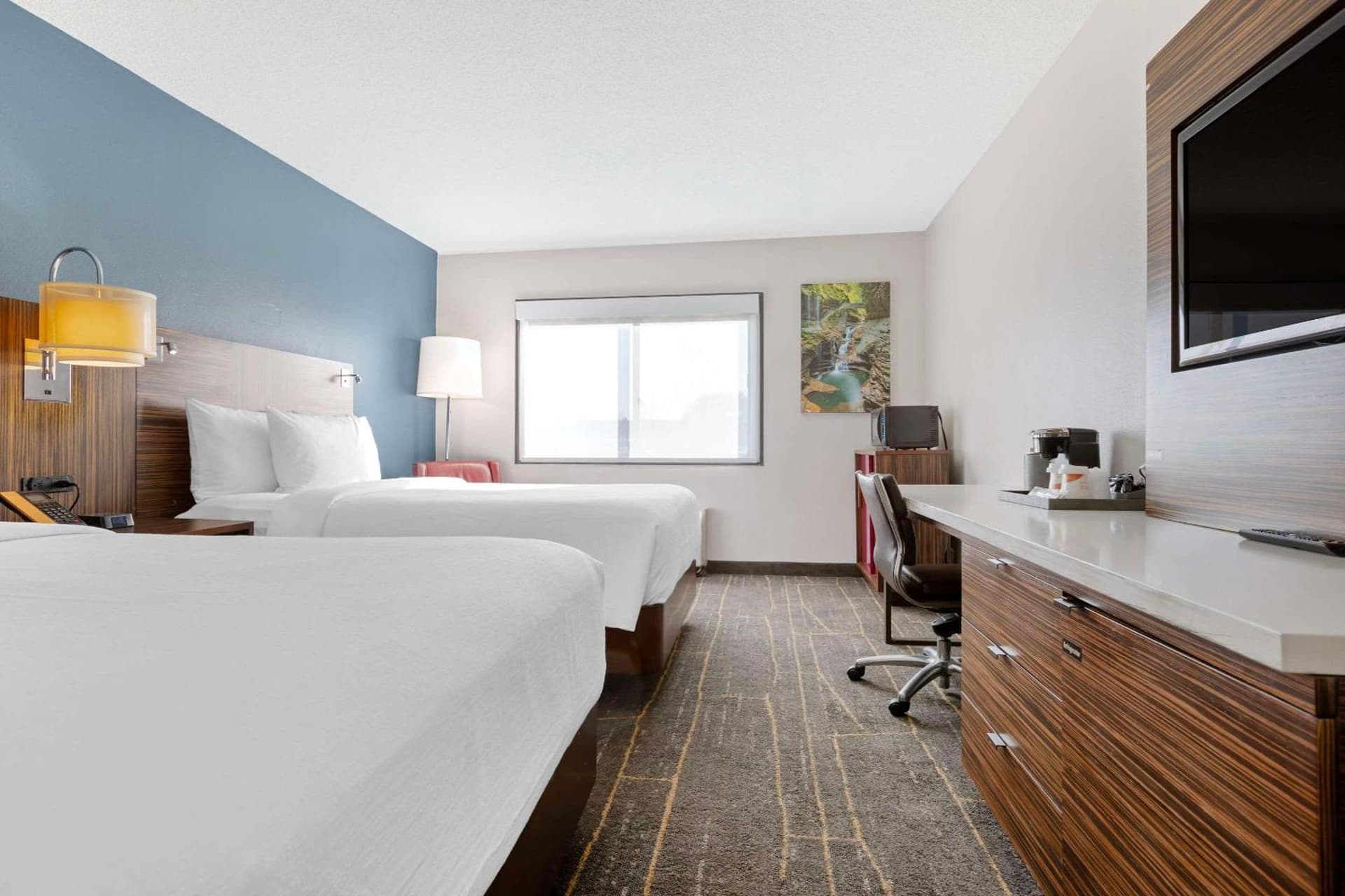 The Lux Hotel & Conference Center, an Ascend Collection Hotel gallery photo in Waterloo — image 27