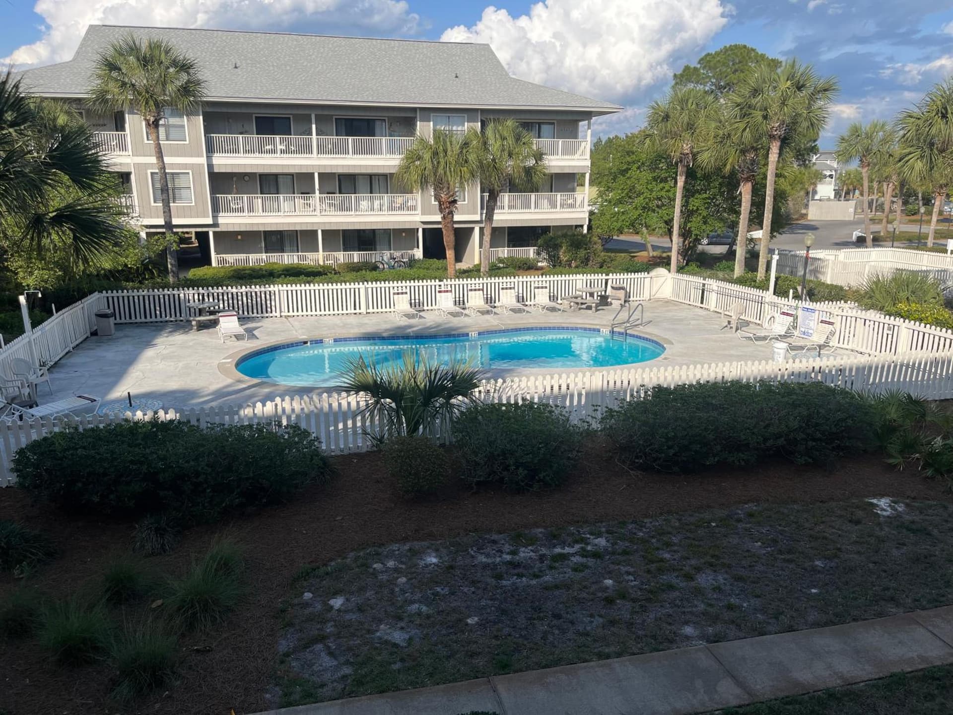 VitaminSeaGrove interior in Santa Rosa Beach — gallery photo 2