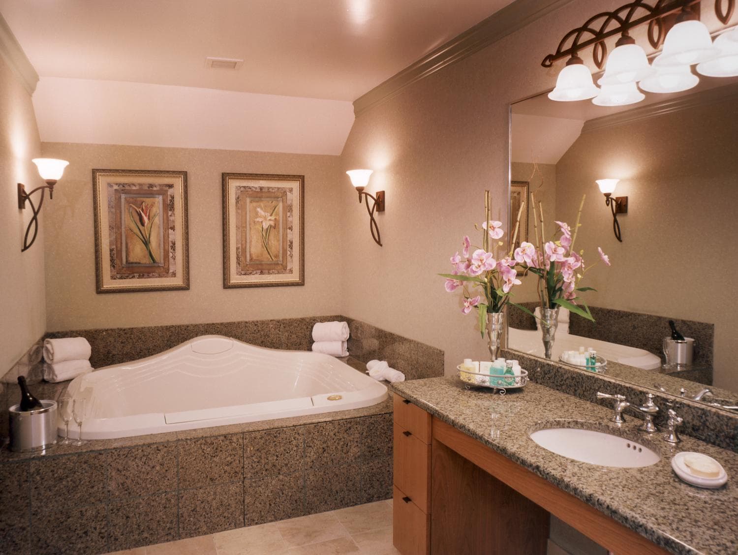 Sheraton Springfield Monarch Place Hotel gallery photo in Springfield, MA — image 7