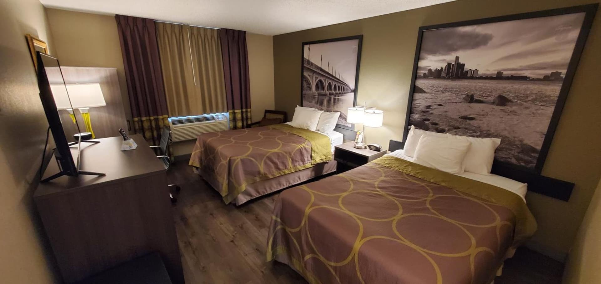 Super 8 by Wyndham Sterling Heights/Detroit Area gallery photo in Sterling Heights, MI — image 13