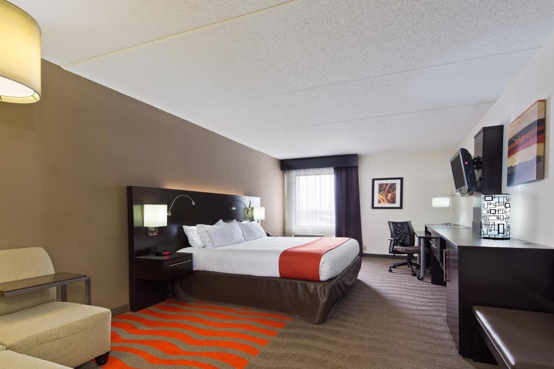 Holiday Inn Express Harrisburg I-81 - Hershey By IHG gallery photo in Manadahill, PA — image 6