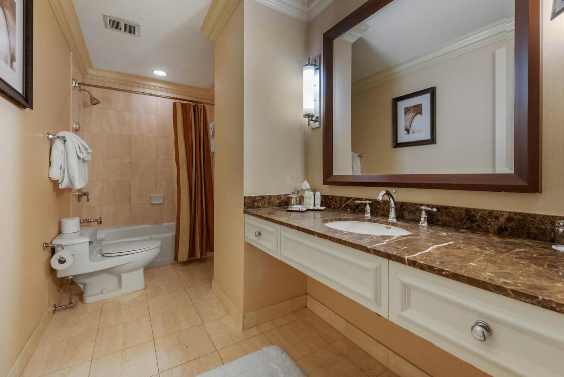 Omni William Penn Hotel gallery photo in Pittsburgh, PA — image 62