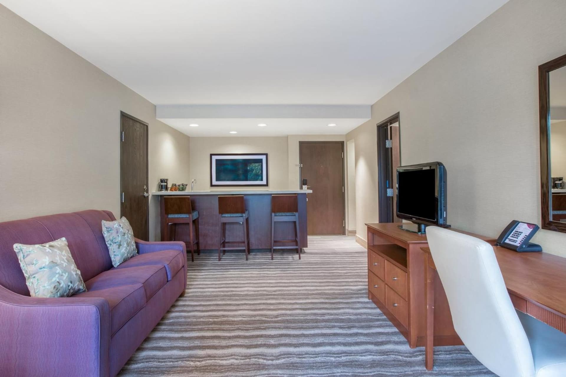 AC Hotel by Marriott Portland Lake Oswego gallery photo in Lake Oswego, OR — image 52