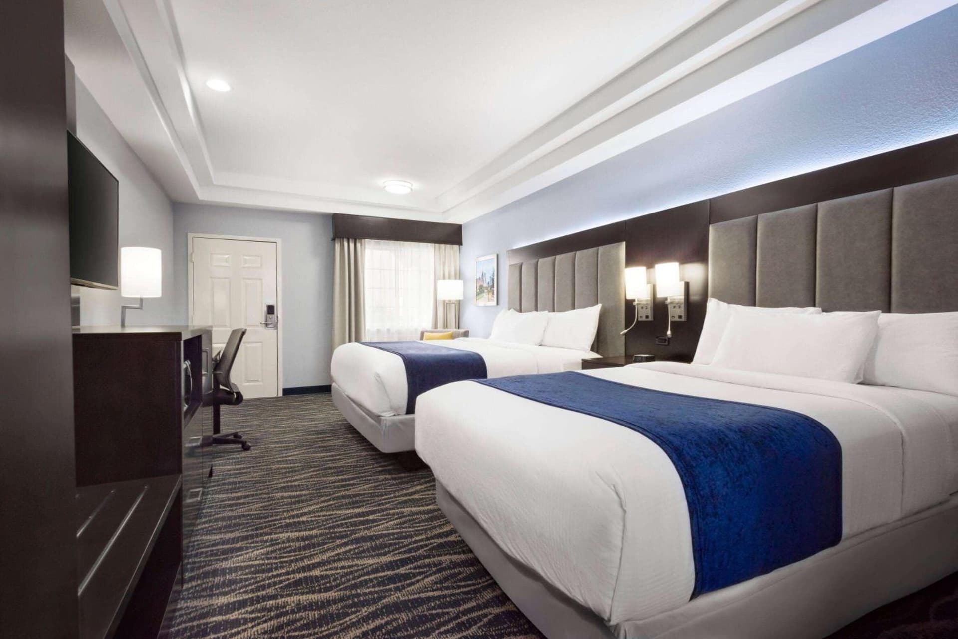 Days Inn & Suites by Wyndham Houston Hobby Airport gallery photo in Houston, TX — image 26